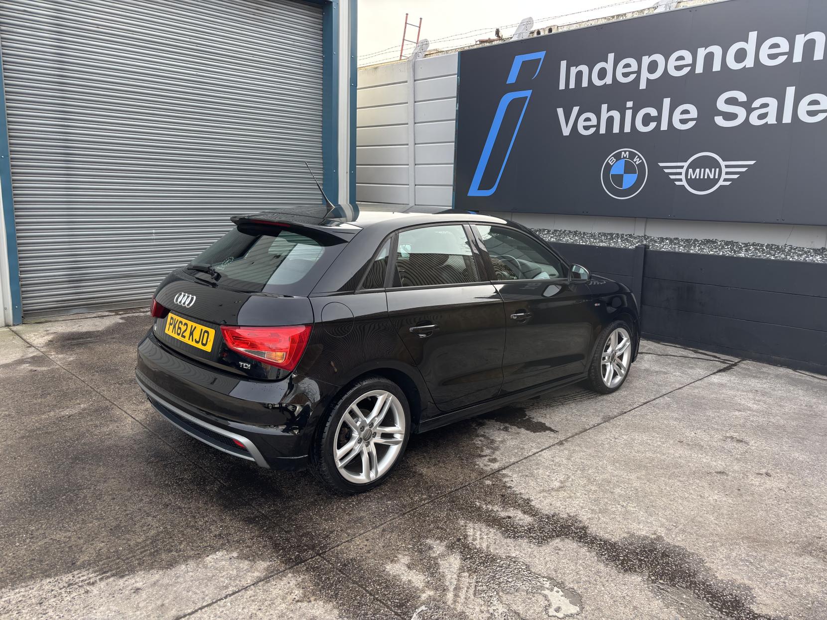 Audi A1 1.6 TDI S line Sportback 5dr Diesel Manual Euro 5 (s/s) (105 ps)