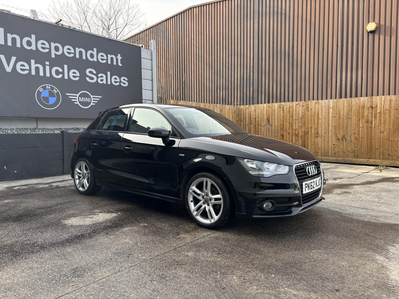 Audi A1 1.6 TDI S line Sportback 5dr Diesel Manual Euro 5 (s/s) (105 ps)