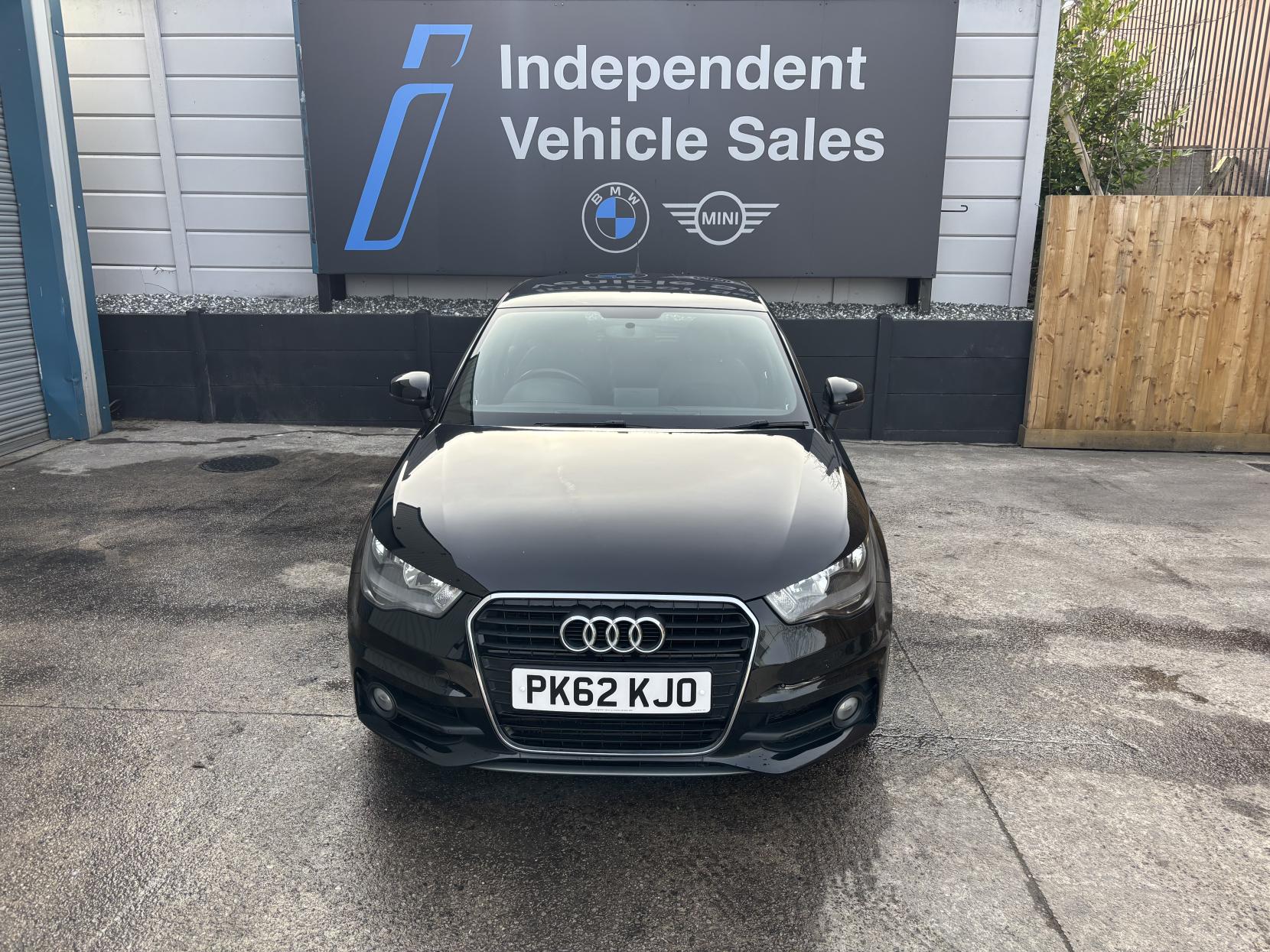 Audi A1 1.6 TDI S line Sportback 5dr Diesel Manual Euro 5 (s/s) (105 ps)