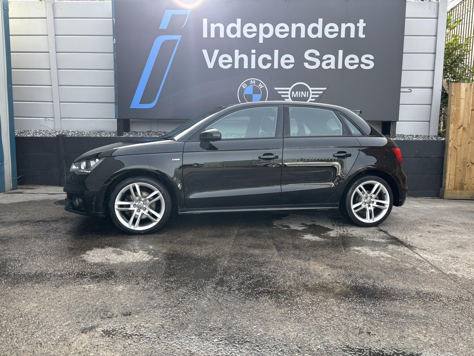 Audi A1 1.6 TDI S line Sportback 5dr Diesel Manual Euro 5 (s/s) (105 ps)