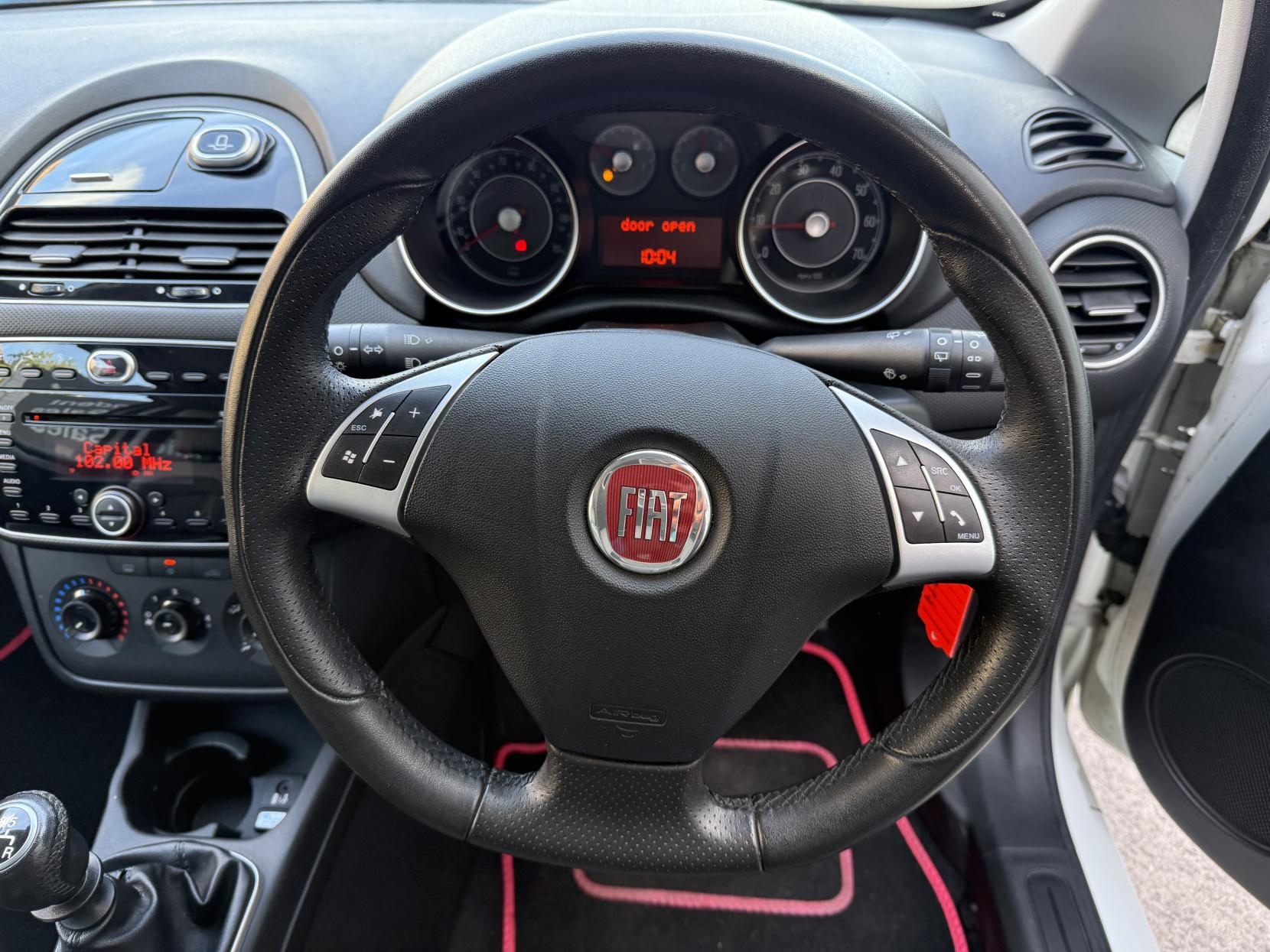 Fiat Punto 1.4 GBT Hatchback 3dr Petrol Manual Euro 5 (s/s) (77 bhp)