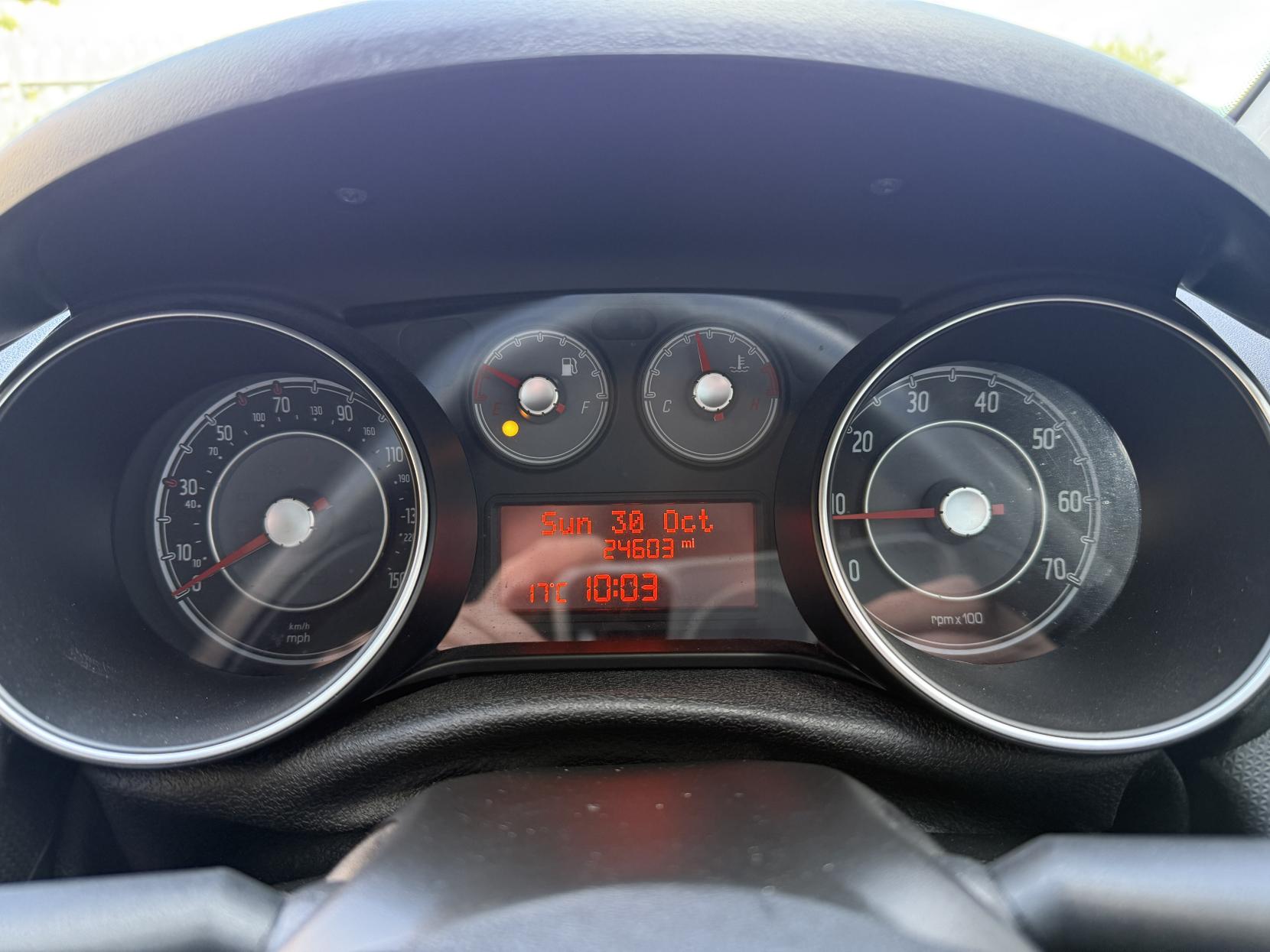 Fiat Punto 1.4 GBT Hatchback 3dr Petrol Manual Euro 5 (s/s) (77 bhp)