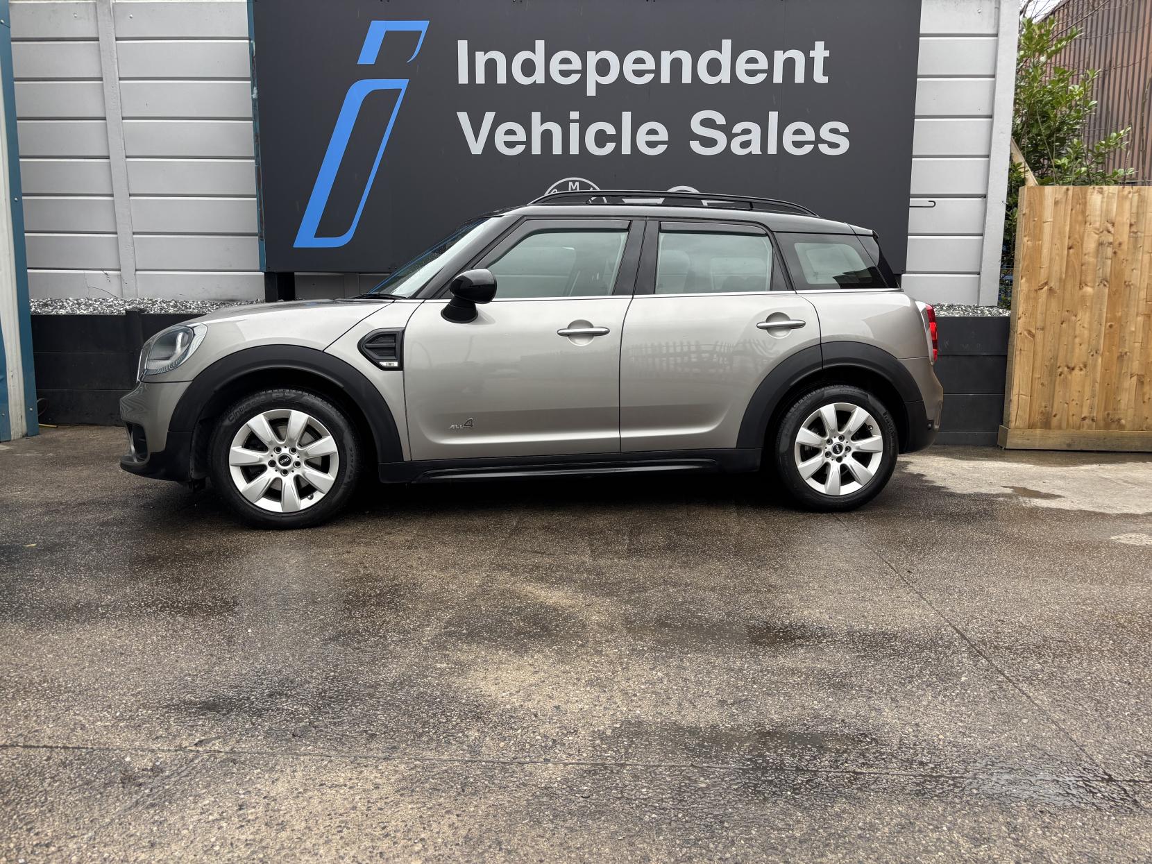 MINI Countryman 2.0 Cooper D SUV 5dr Diesel Auto ALL4 Euro 6 (s/s) (150 ps)