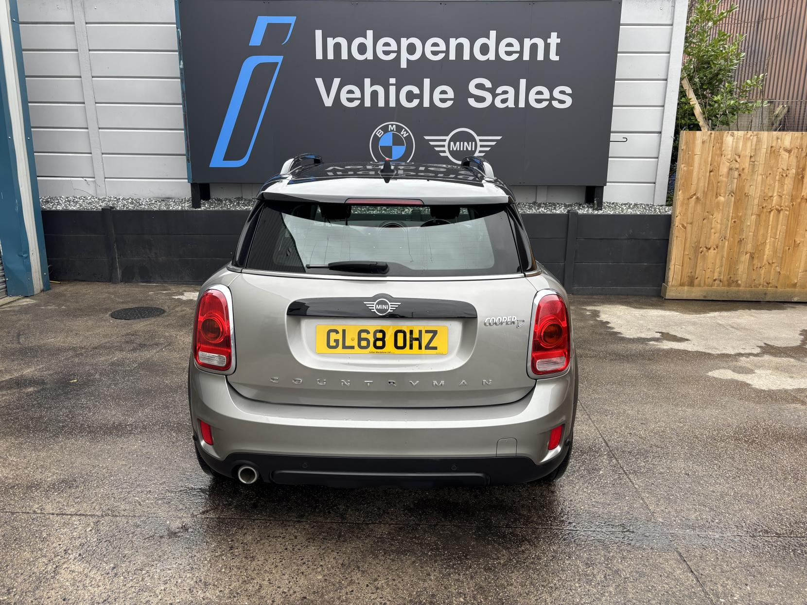 MINI Countryman 2.0 Cooper D SUV 5dr Diesel Auto ALL4 Euro 6 (s/s) (150 ps)