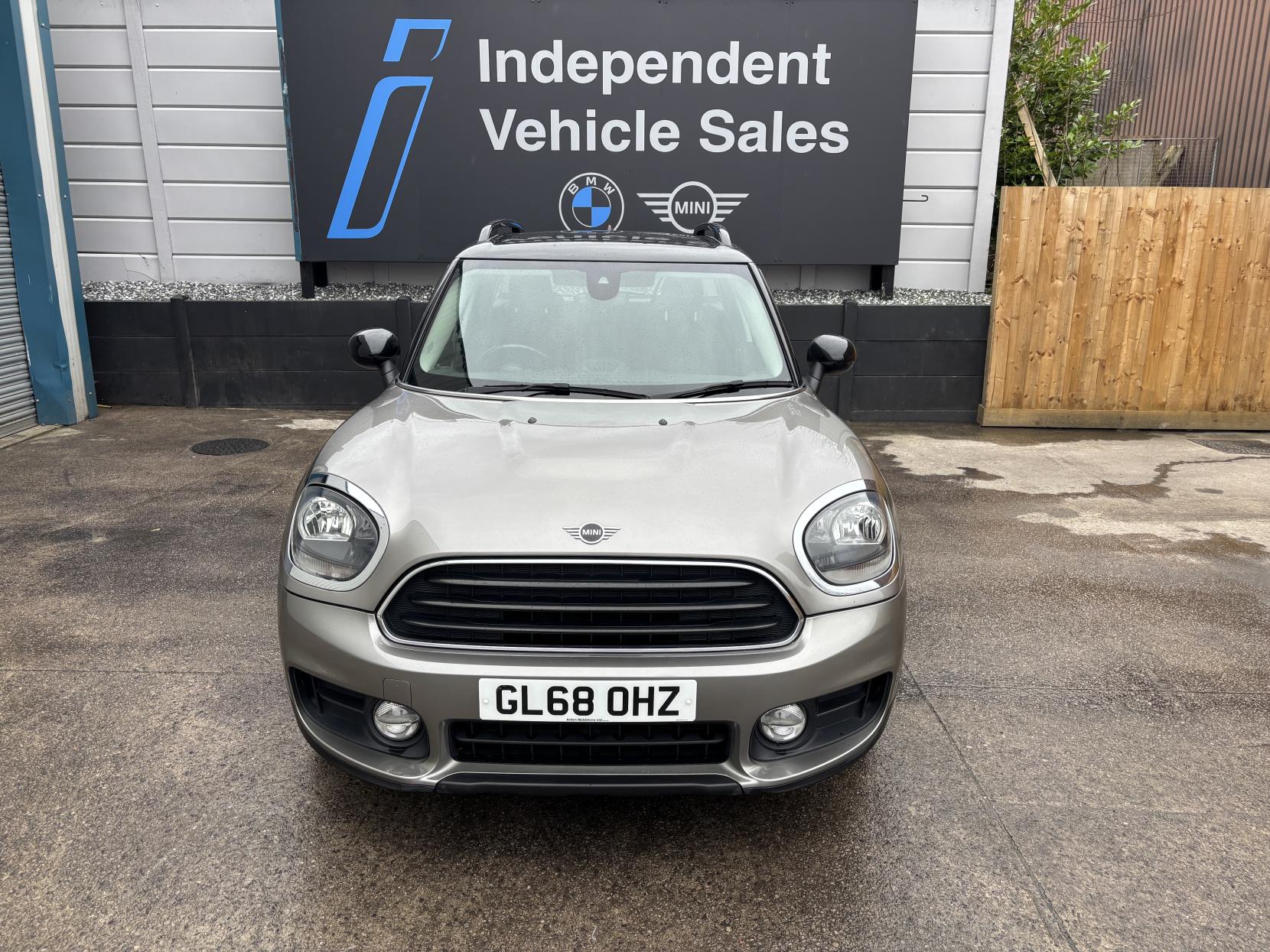 MINI Countryman 2.0 Cooper D SUV 5dr Diesel Auto ALL4 Euro 6 (s/s) (150 ps)