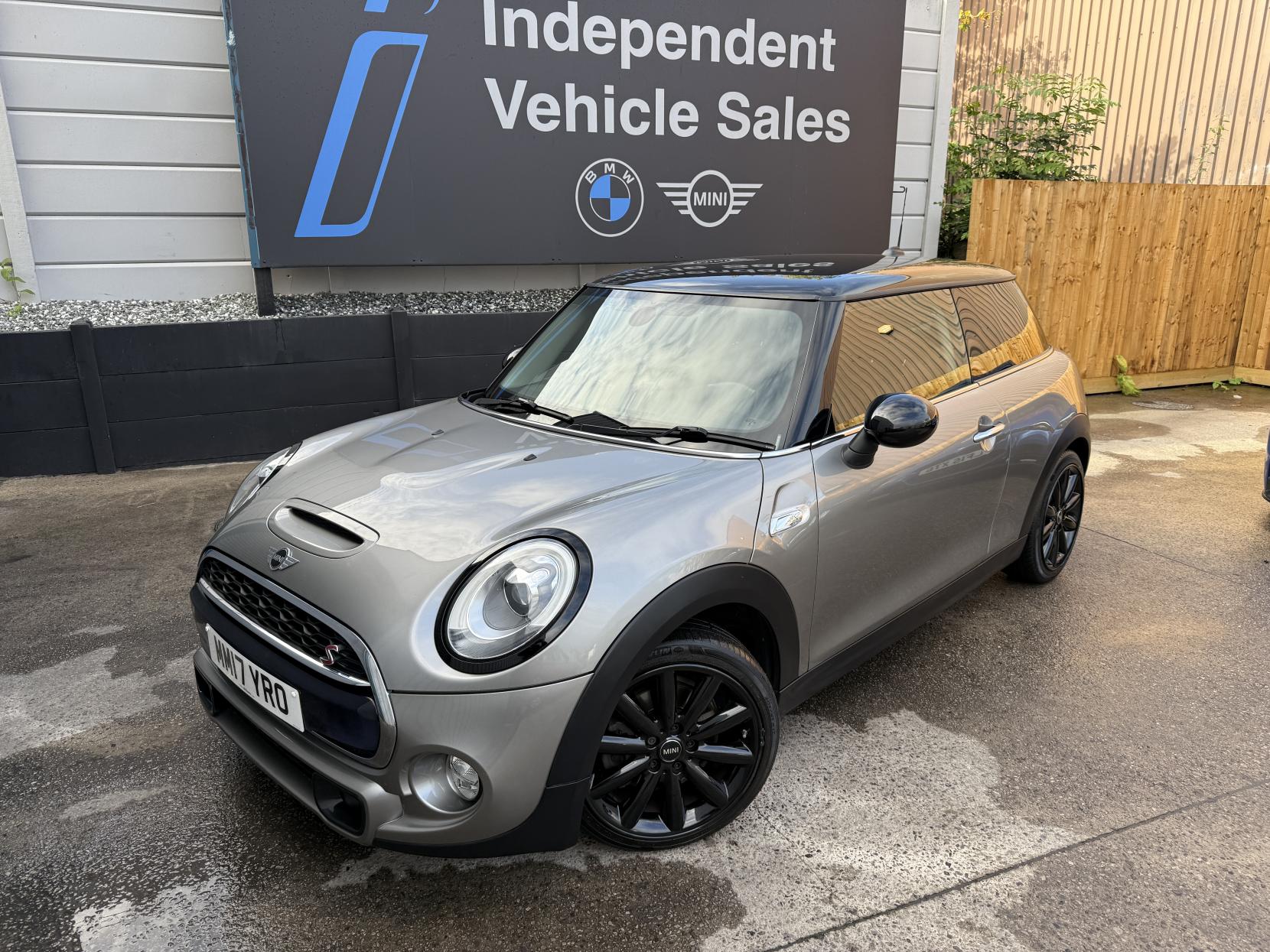 MINI Hatch 2.0 Cooper S Hatchback 3dr Petrol Auto Euro 6 (s/s) (192 ps)