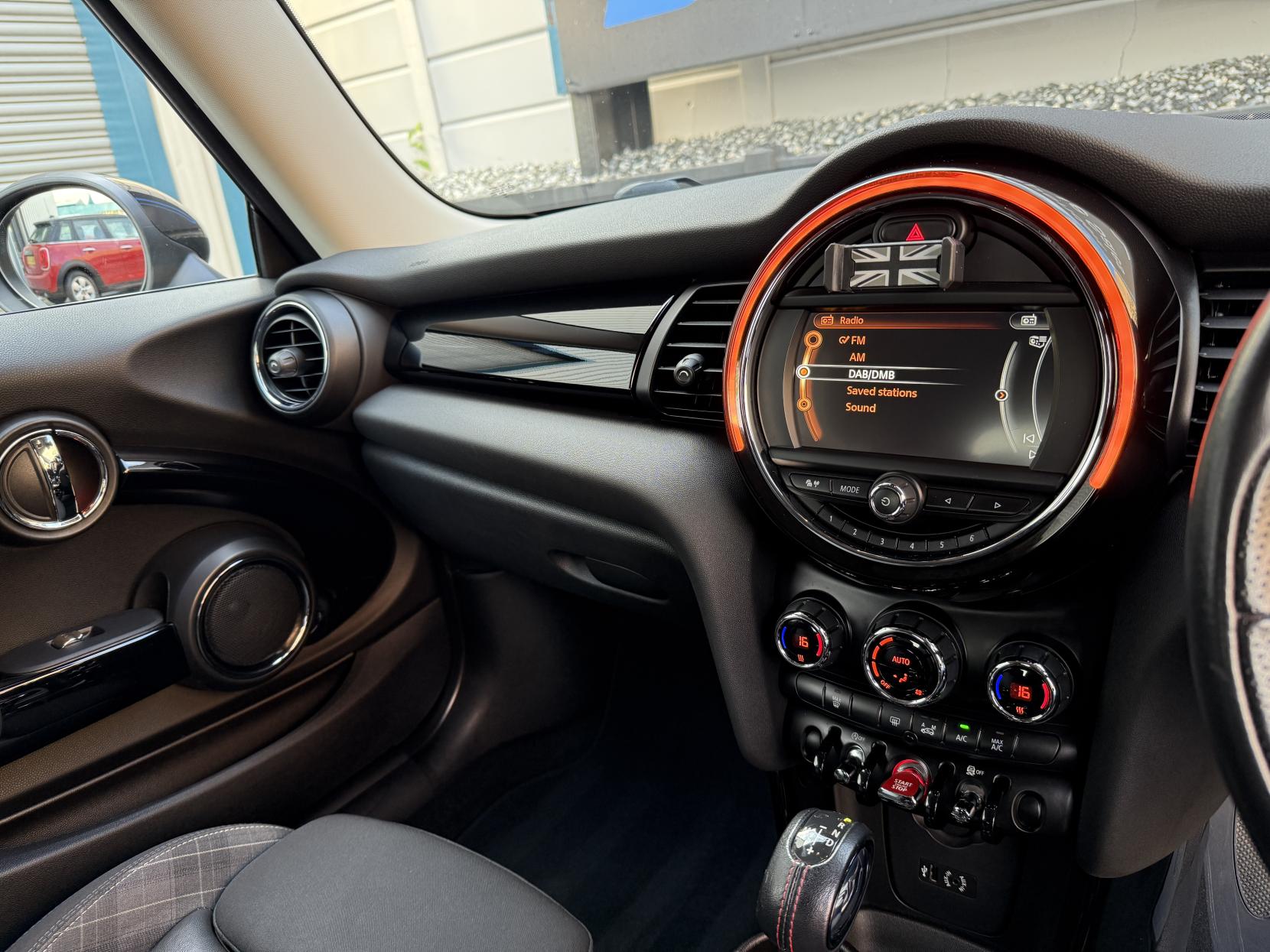 MINI Hatch 2.0 Cooper S Hatchback 3dr Petrol Auto Euro 6 (s/s) (192 ps)