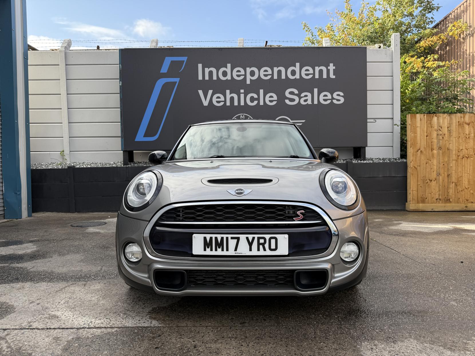 MINI Hatch 2.0 Cooper S Hatchback 3dr Petrol Auto Euro 6 (s/s) (192 ps)