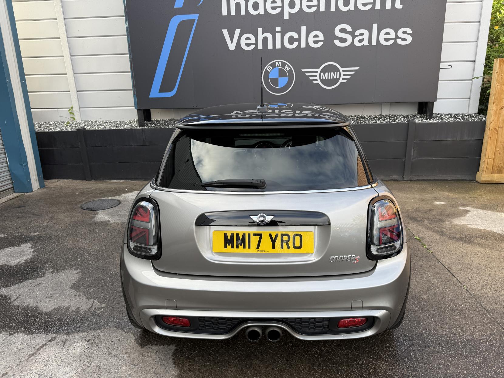 MINI Hatch 2.0 Cooper S Hatchback 3dr Petrol Auto Euro 6 (s/s) (192 ps)