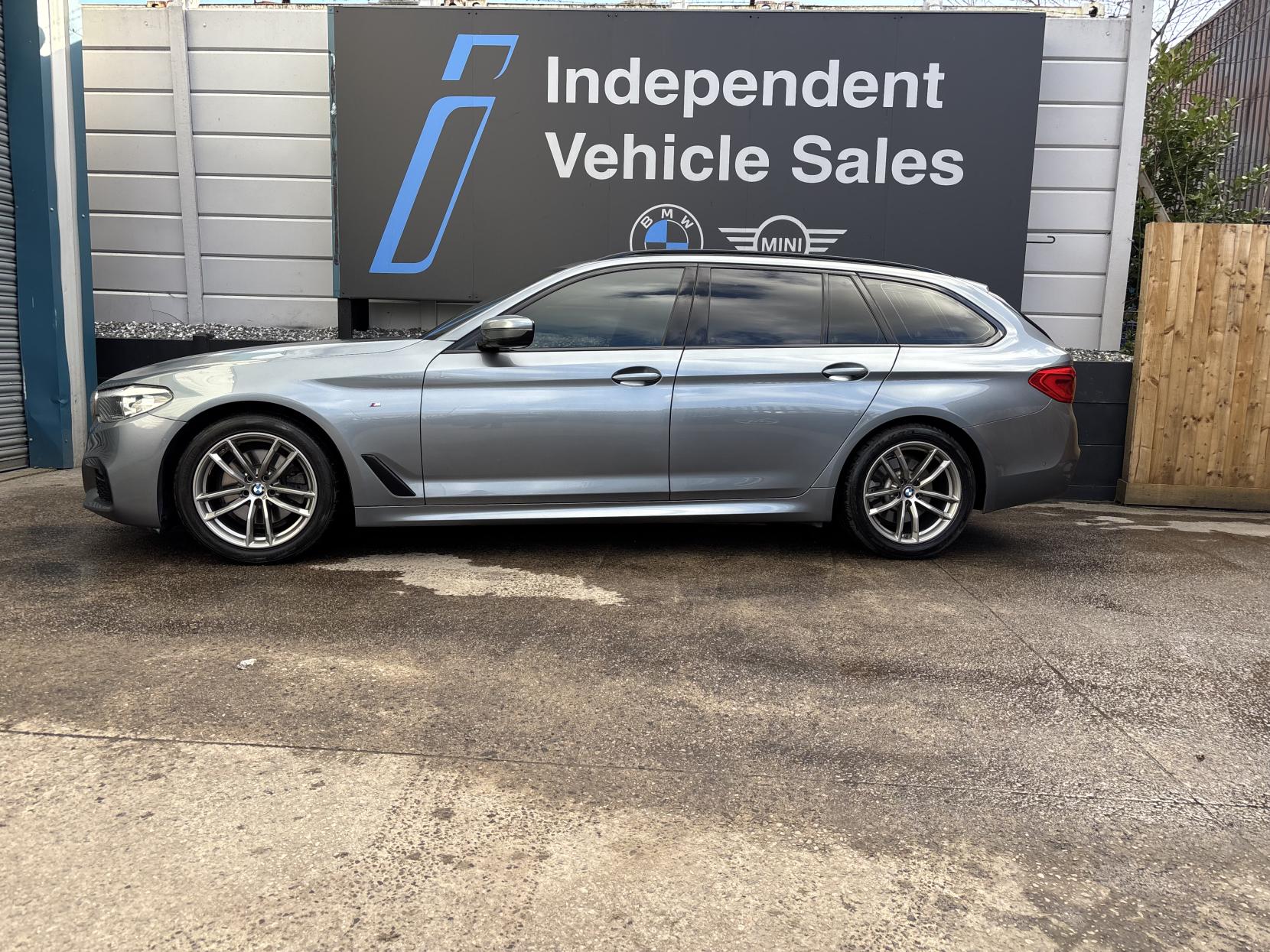 BMW 5 Series 2.0 520d M Sport Touring 5dr Diesel Auto Euro 6 (s/s) (190 ps)