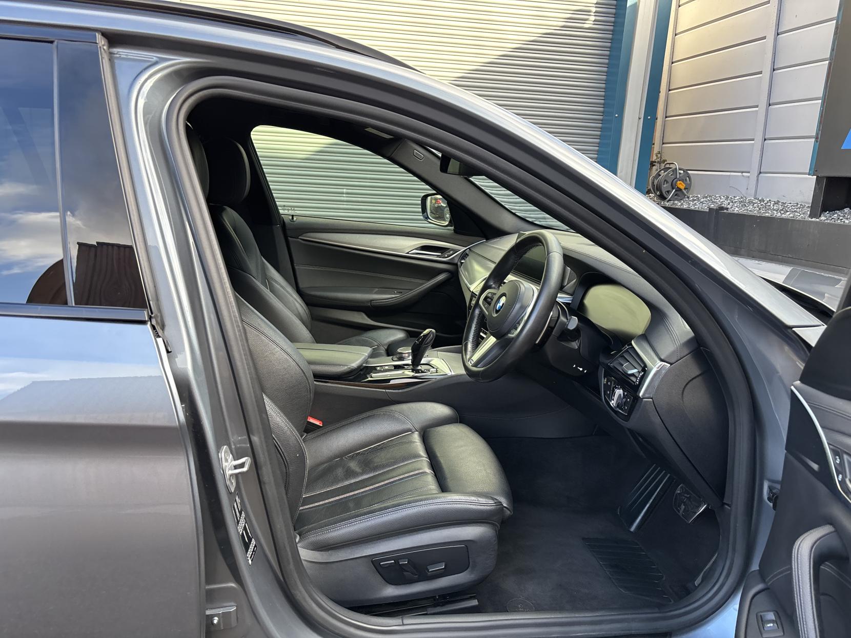 BMW 5 Series 2.0 520d M Sport Touring 5dr Diesel Auto Euro 6 (s/s) (190 ps)