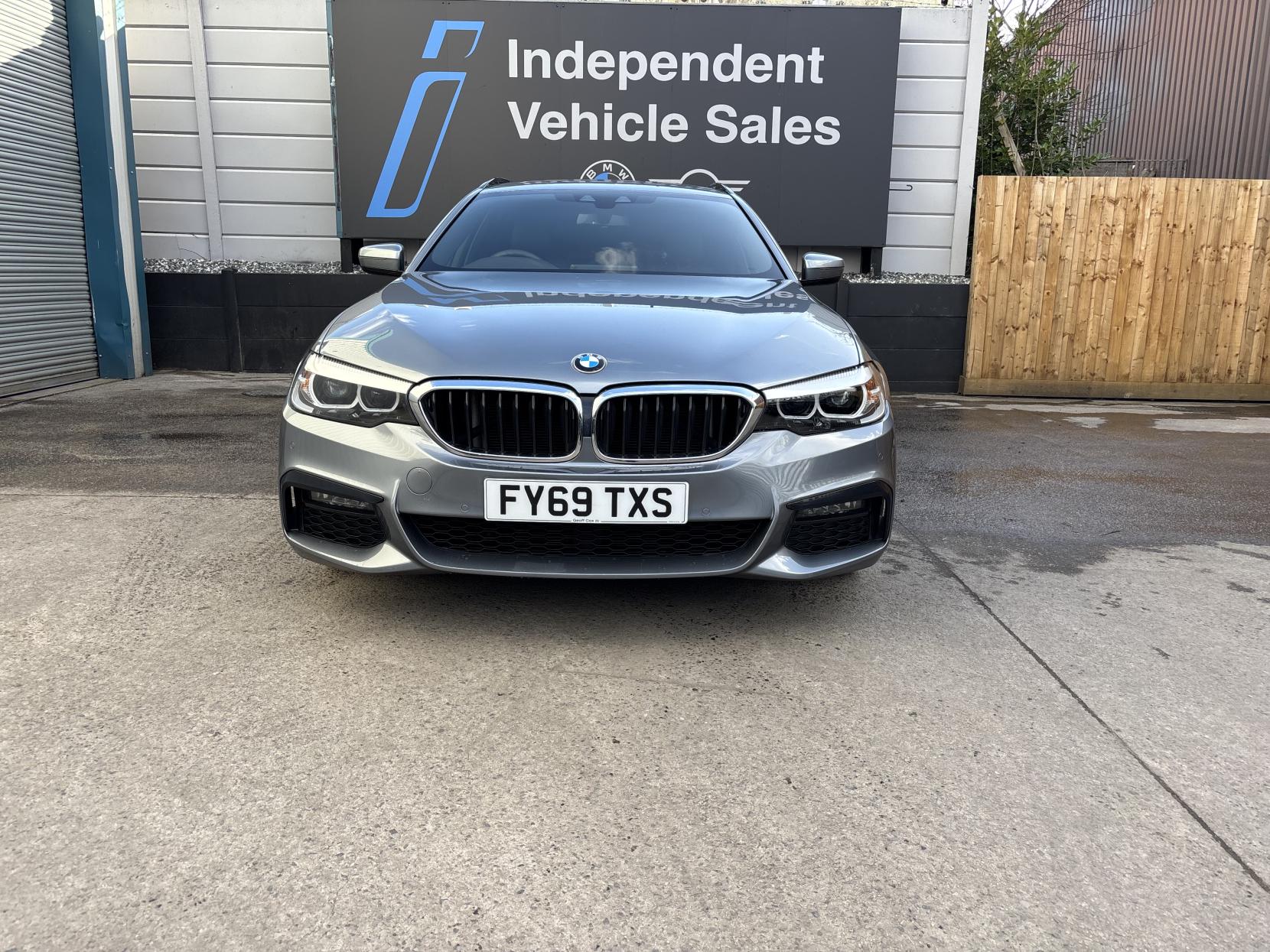 BMW 5 Series 2.0 520d M Sport Touring 5dr Diesel Auto Euro 6 (s/s) (190 ps)