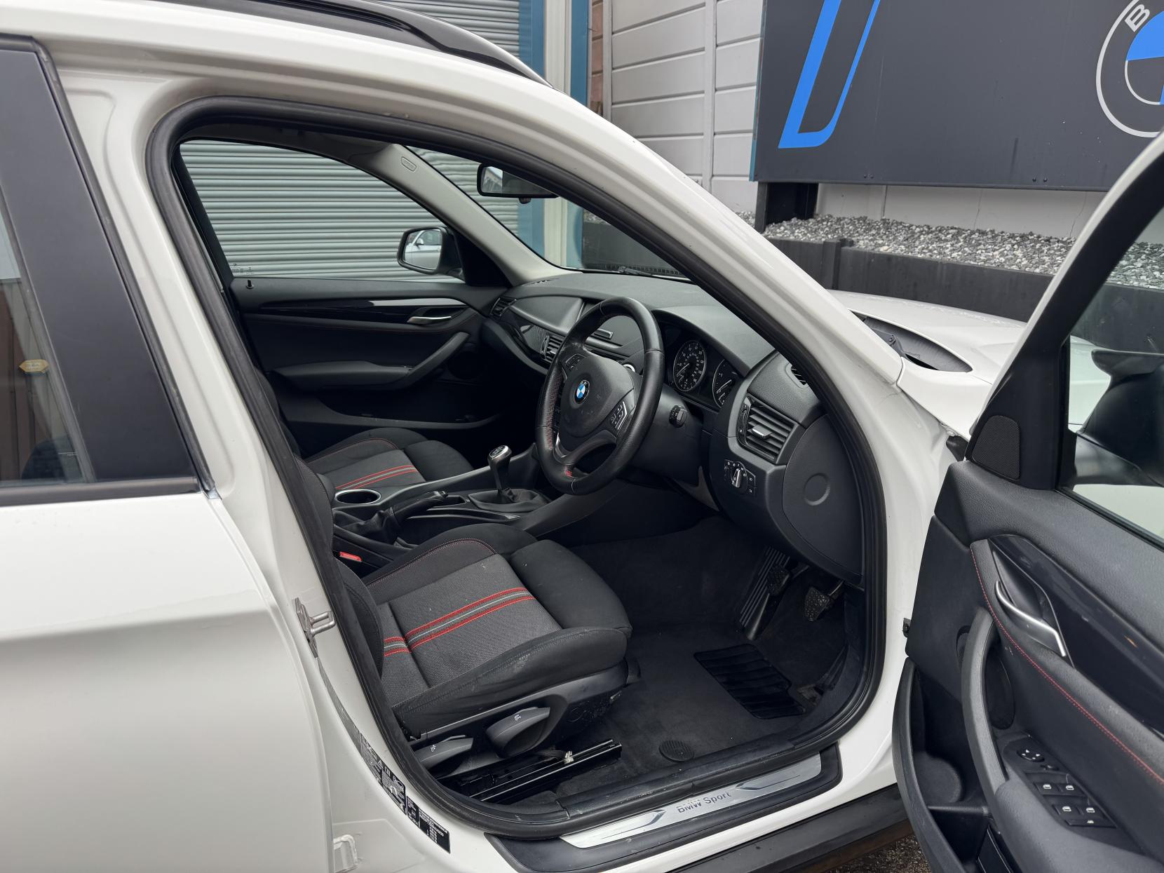 BMW X1 2.0 18d Sport SUV 5dr Diesel Manual xDrive Euro 5 (s/s) (143 ps)