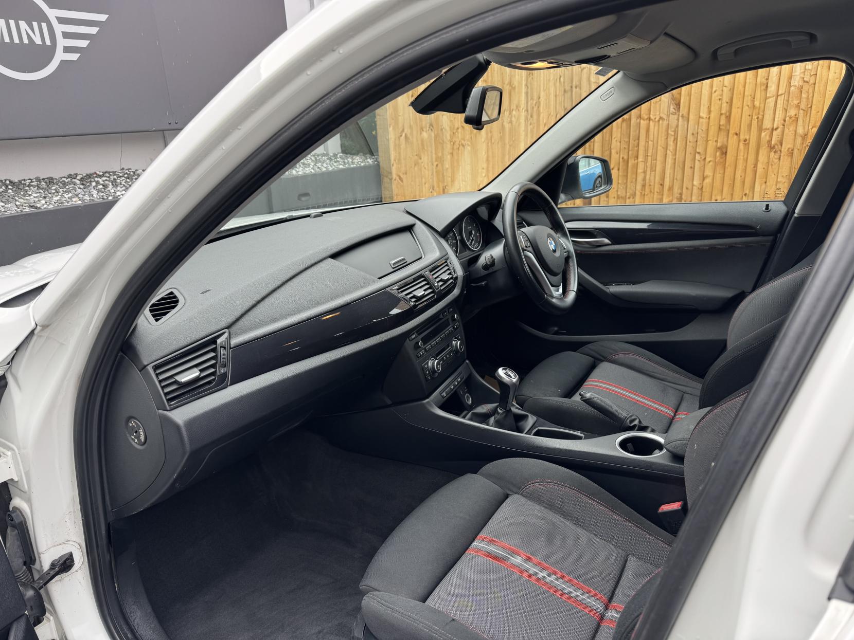 BMW X1 2.0 18d Sport SUV 5dr Diesel Manual xDrive Euro 5 (s/s) (143 ps)