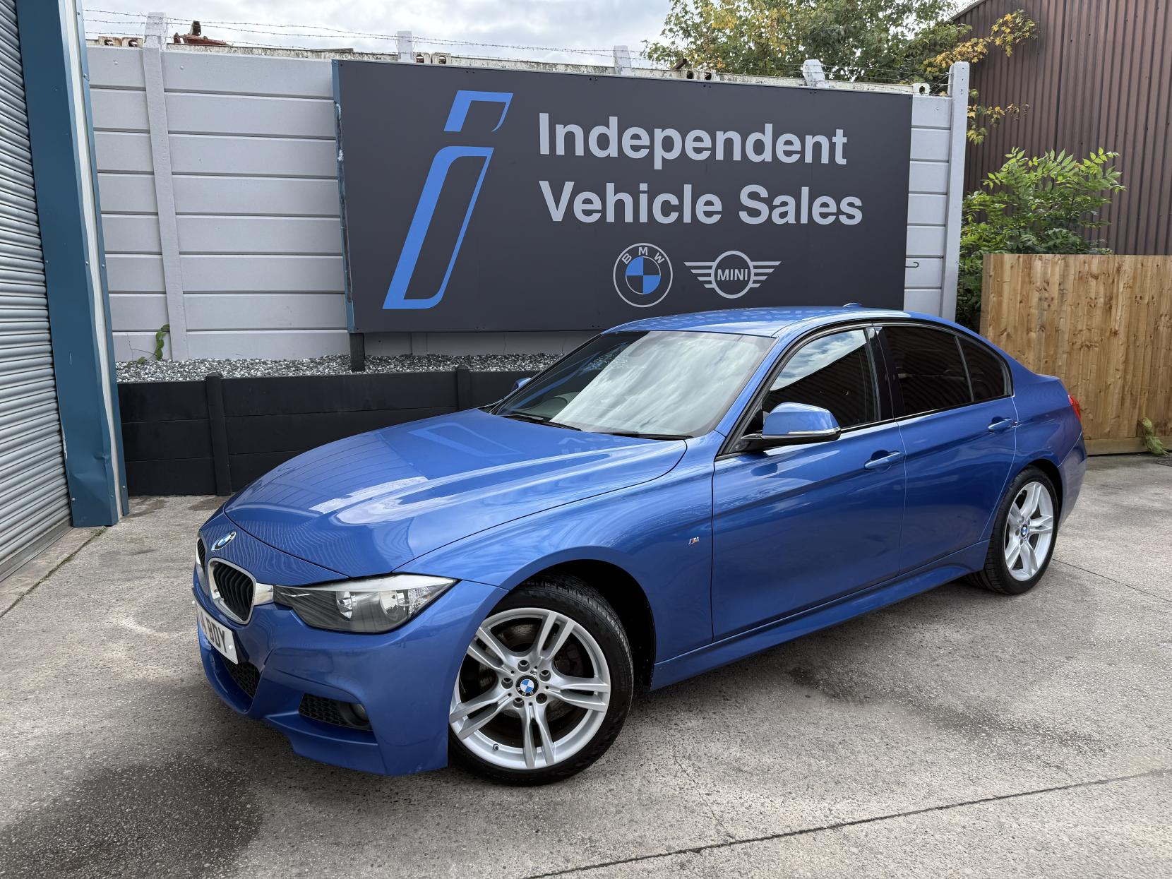 BMW 3 Series 2.0 320d M Sport Saloon 4dr Diesel Manual Euro 5 (s/s) (184 ps)