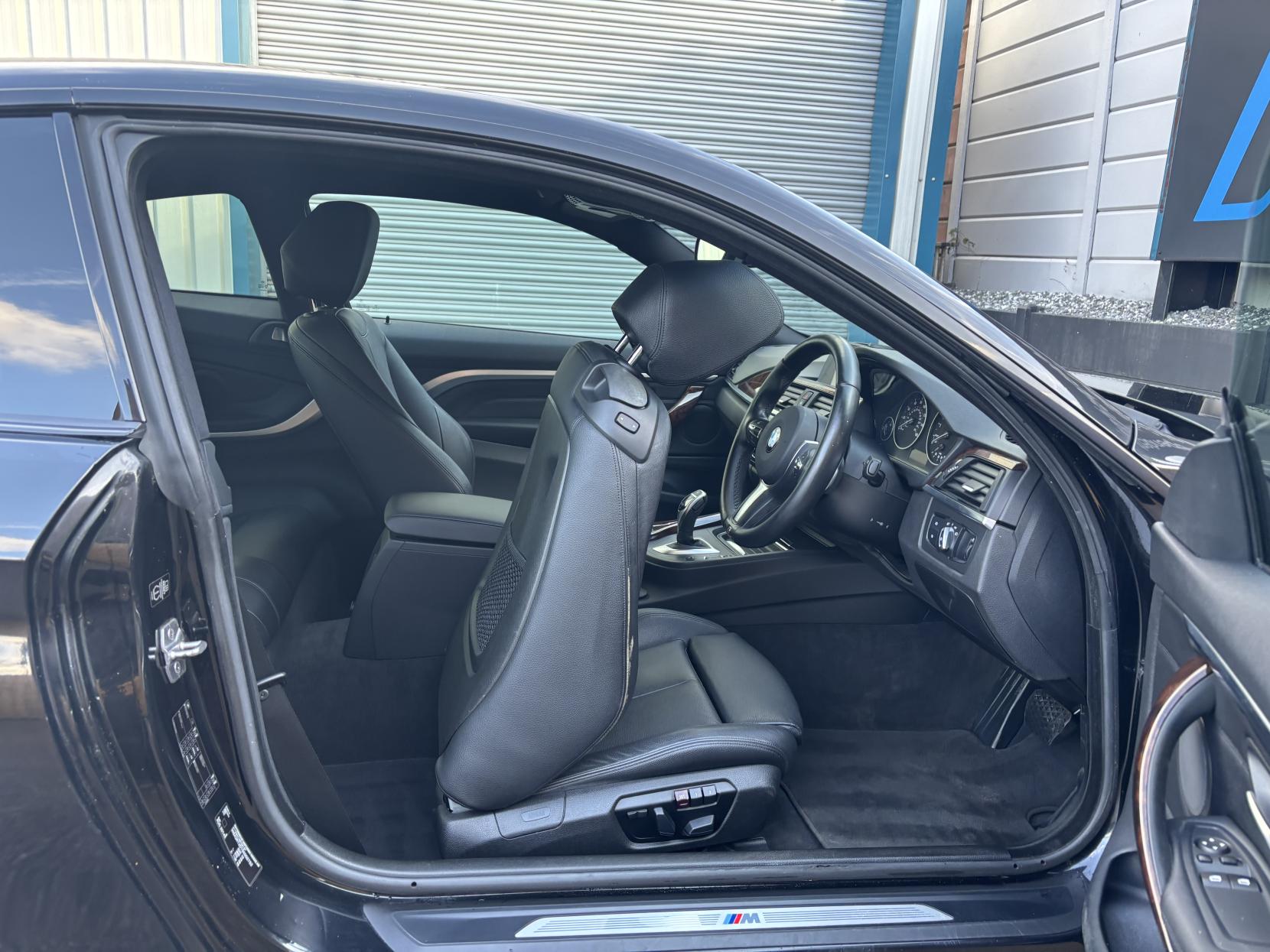 BMW 4 Series 3.0 435i M Sport Coupe 2dr Petrol Auto Euro 6 (s/s) (306 ps)