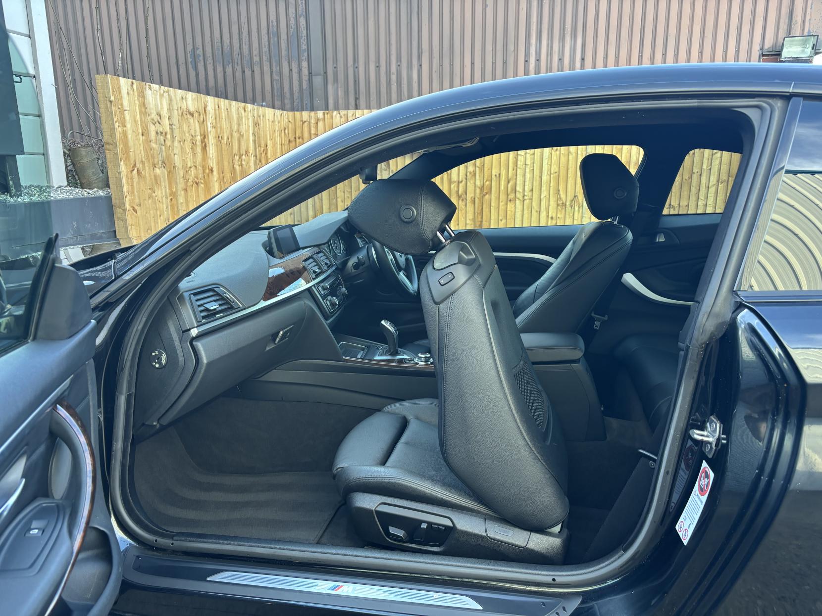 BMW 4 Series 3.0 435i M Sport Coupe 2dr Petrol Auto Euro 6 (s/s) (306 ps)