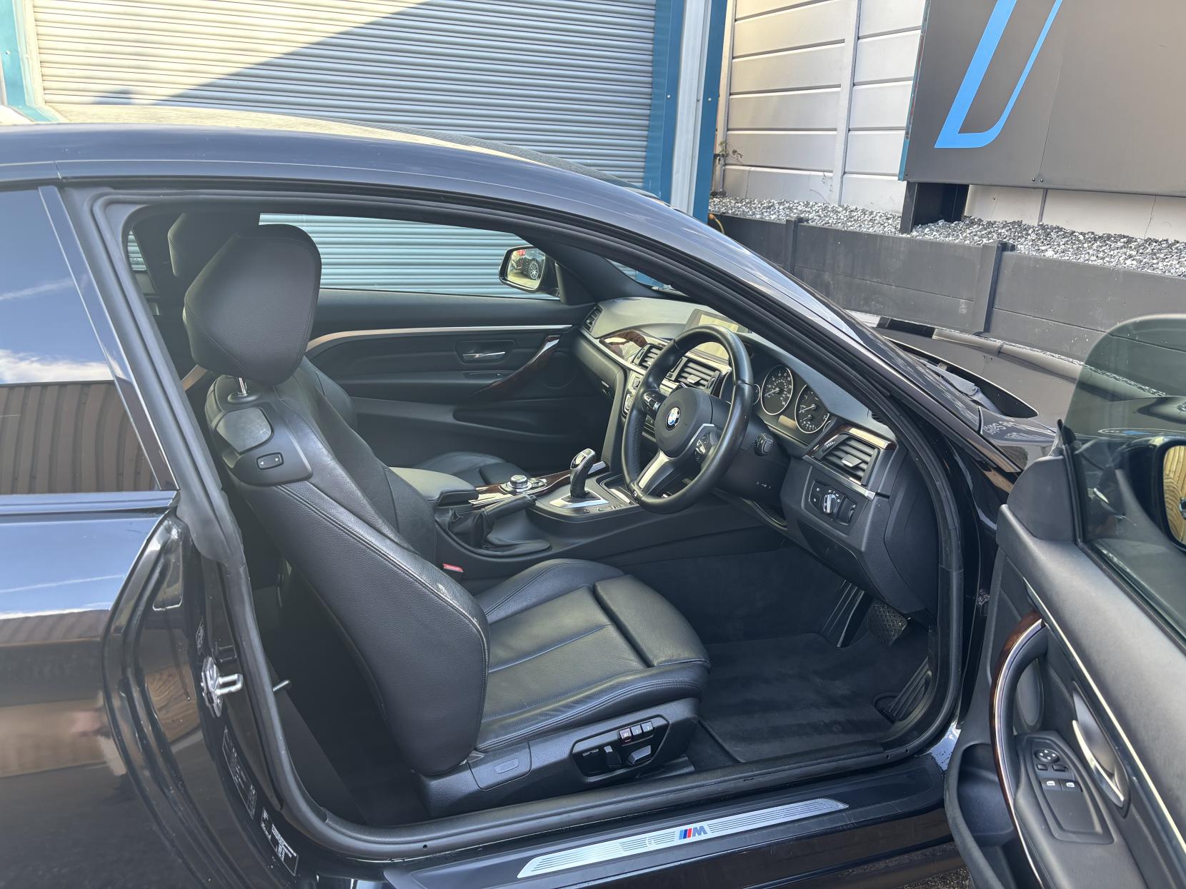 BMW 4 Series 3.0 435i M Sport Coupe 2dr Petrol Auto Euro 6 (s/s) (306 ps)