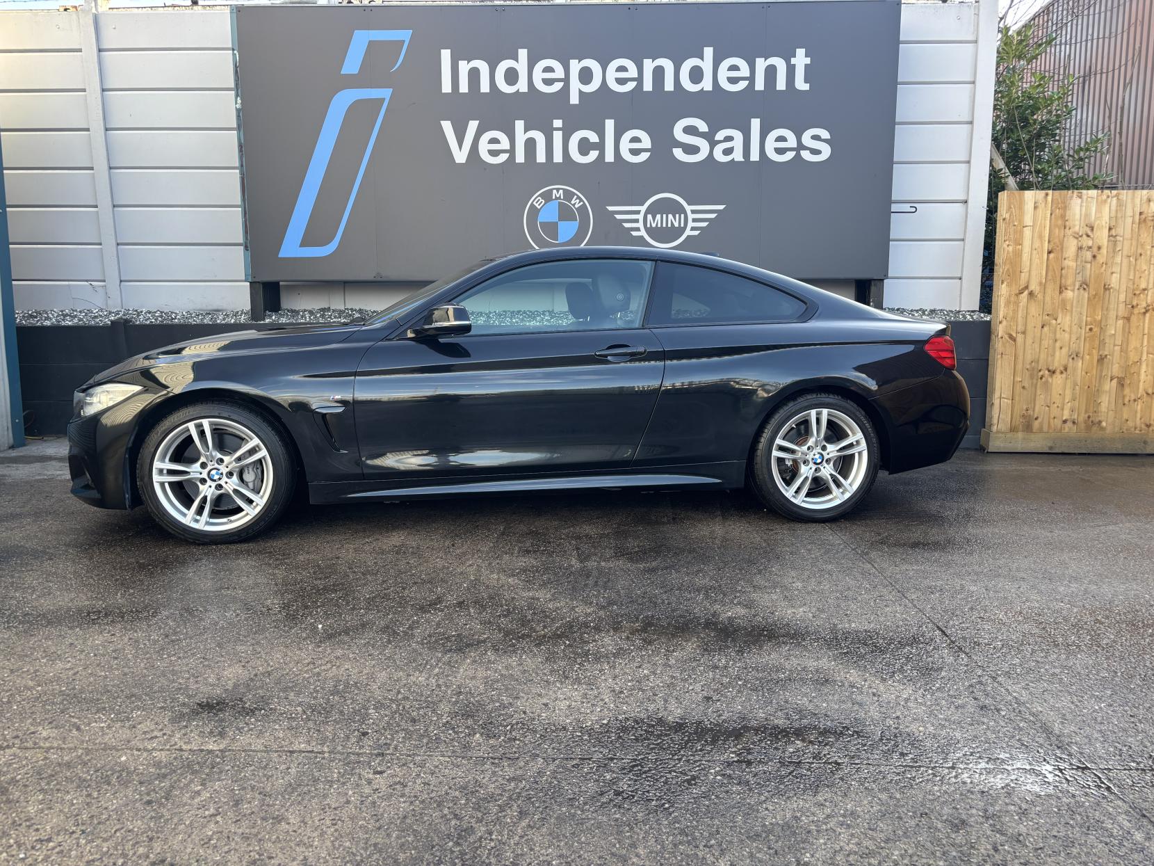 BMW 4 Series 3.0 435i M Sport Coupe 2dr Petrol Auto Euro 6 (s/s) (306 ps)