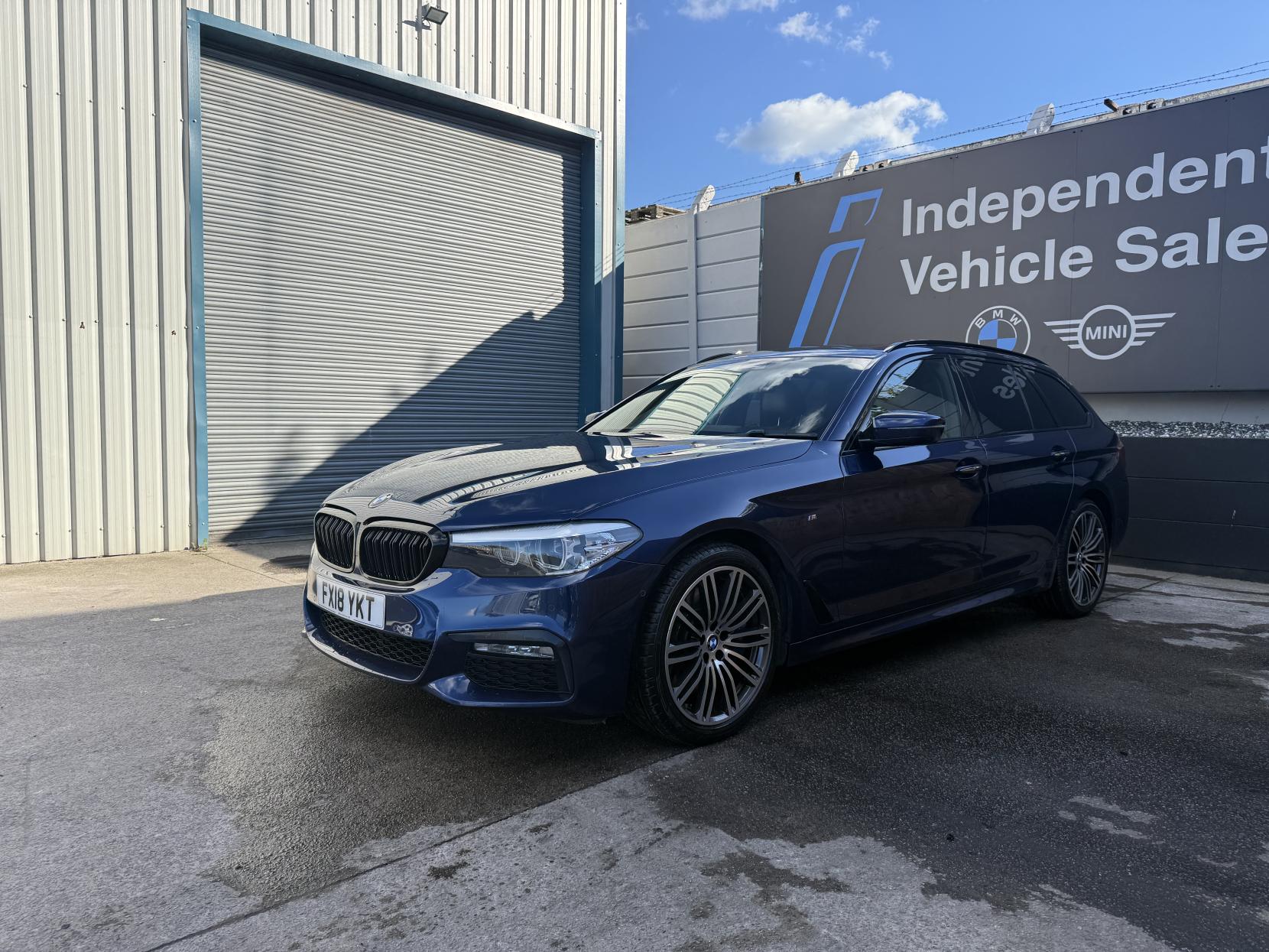 BMW 5 Series 3.0 540i M Sport Touring 5dr Petrol Auto xDrive Euro 6 (s/s) (340 ps)