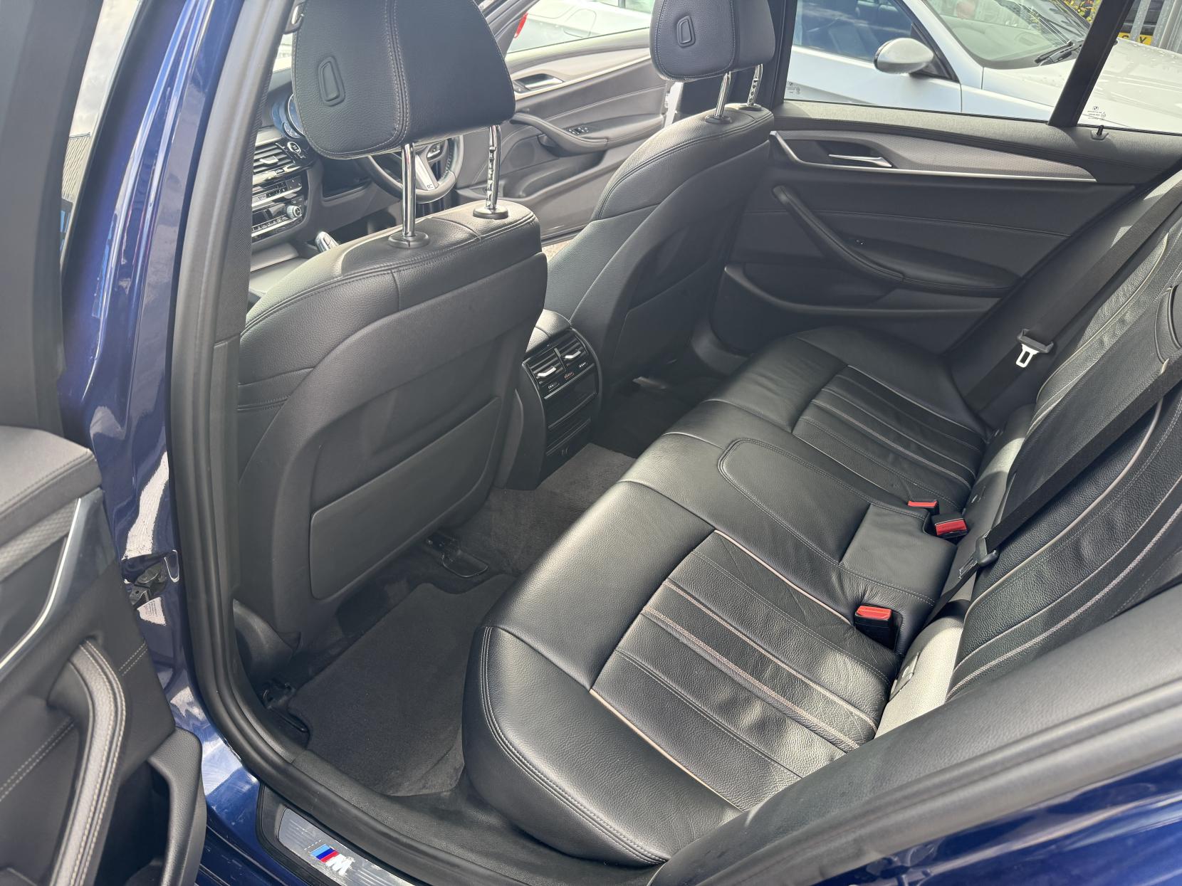 BMW 5 Series 3.0 540i M Sport Touring 5dr Petrol Auto xDrive Euro 6 (s/s) (340 ps)
