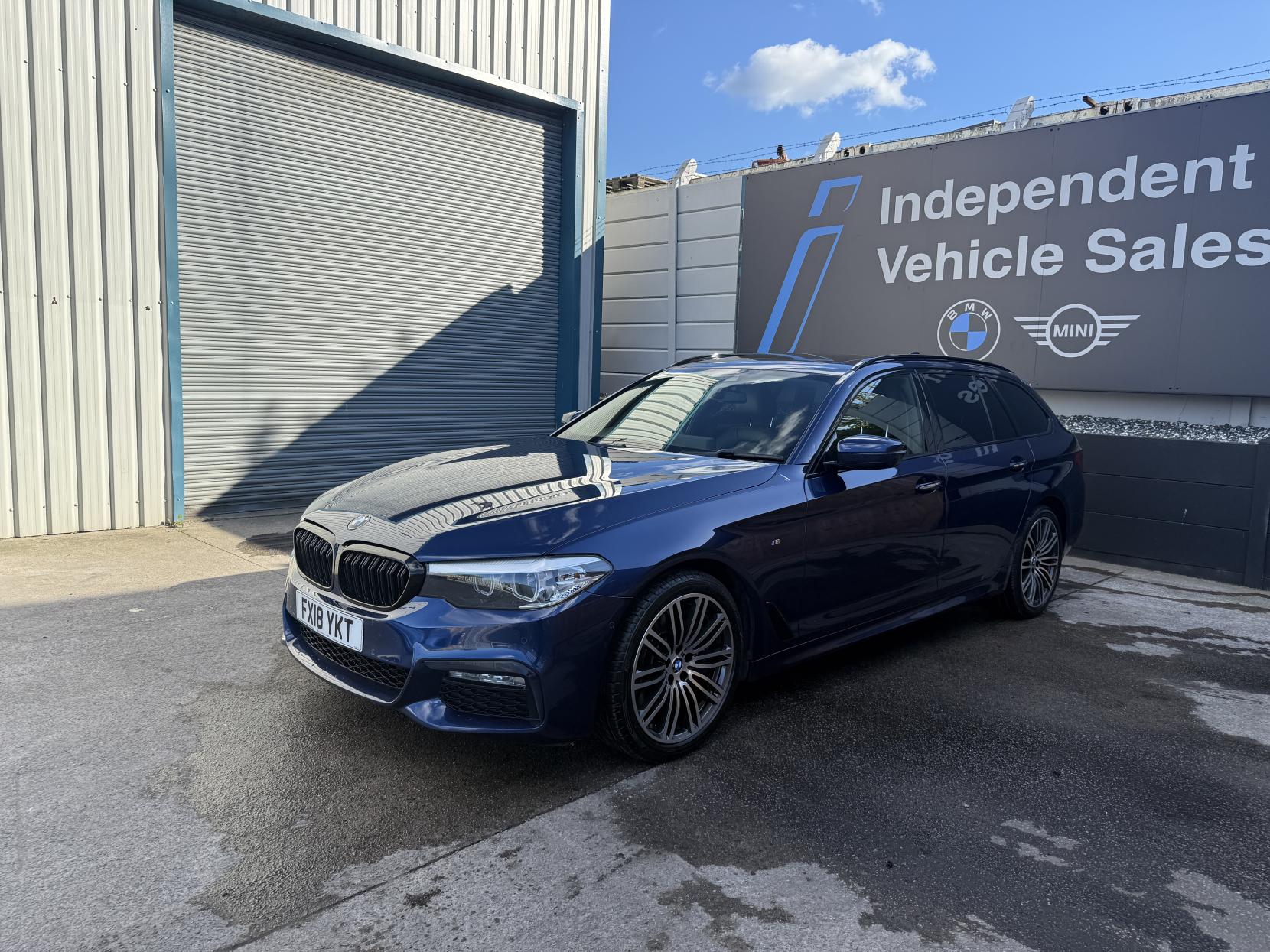 BMW 5 Series 3.0 540i M Sport Touring 5dr Petrol Auto xDrive Euro 6 (s/s) (340 ps)