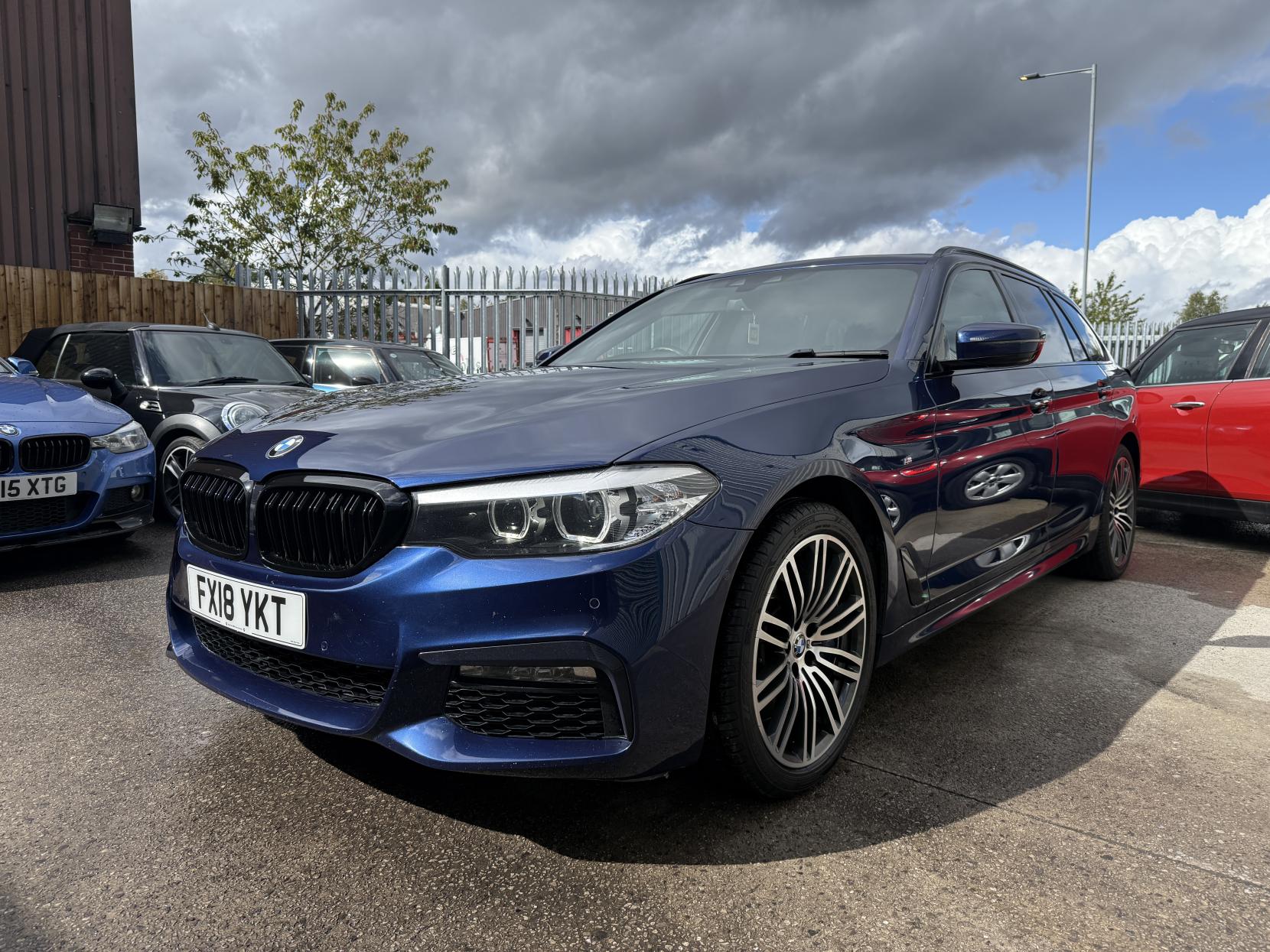 BMW 5 Series 3.0 540i M Sport Touring 5dr Petrol Auto xDrive Euro 6 (s/s) (340 ps)