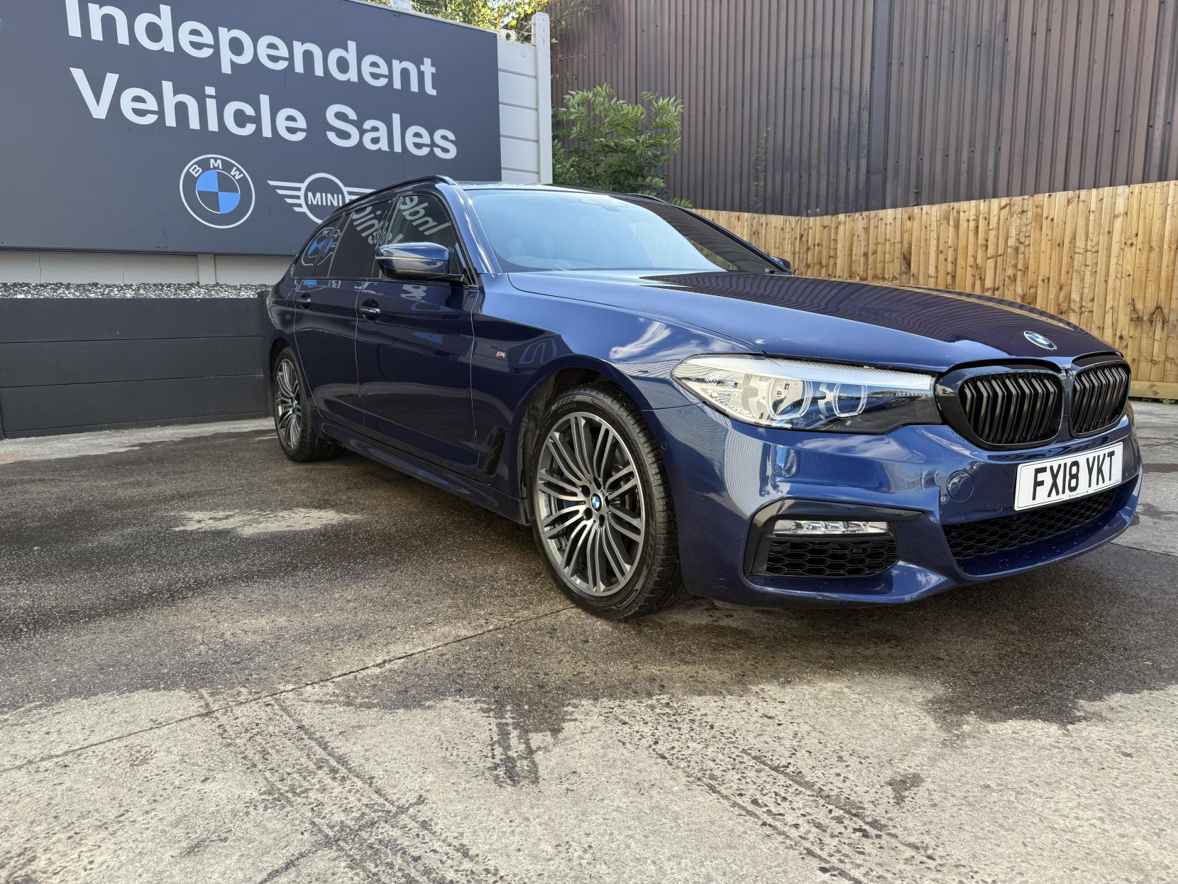 BMW 5 Series 3.0 540i M Sport Touring 5dr Petrol Auto xDrive Euro 6 (s/s) (340 ps)