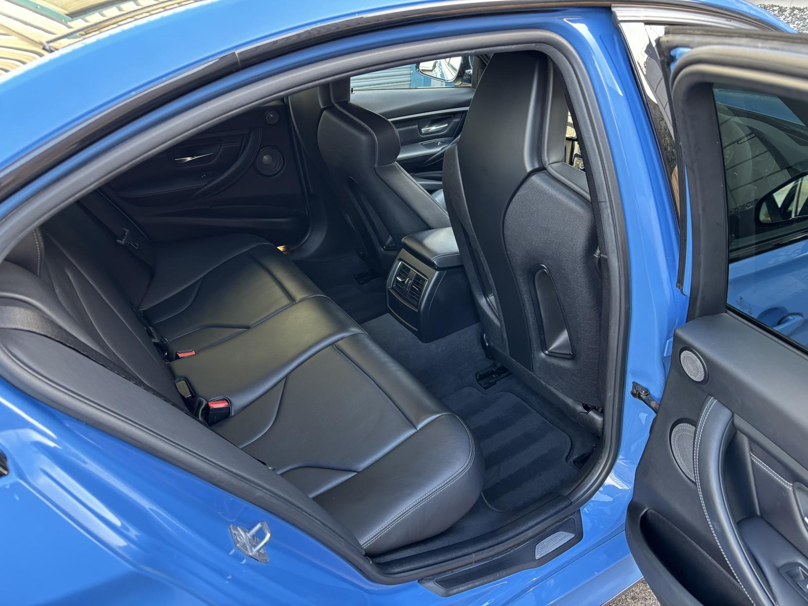 BMW M3 3.0 BiTurbo Competition Saloon 4dr Petrol DCT Euro 6 (s/s) (450 ps)