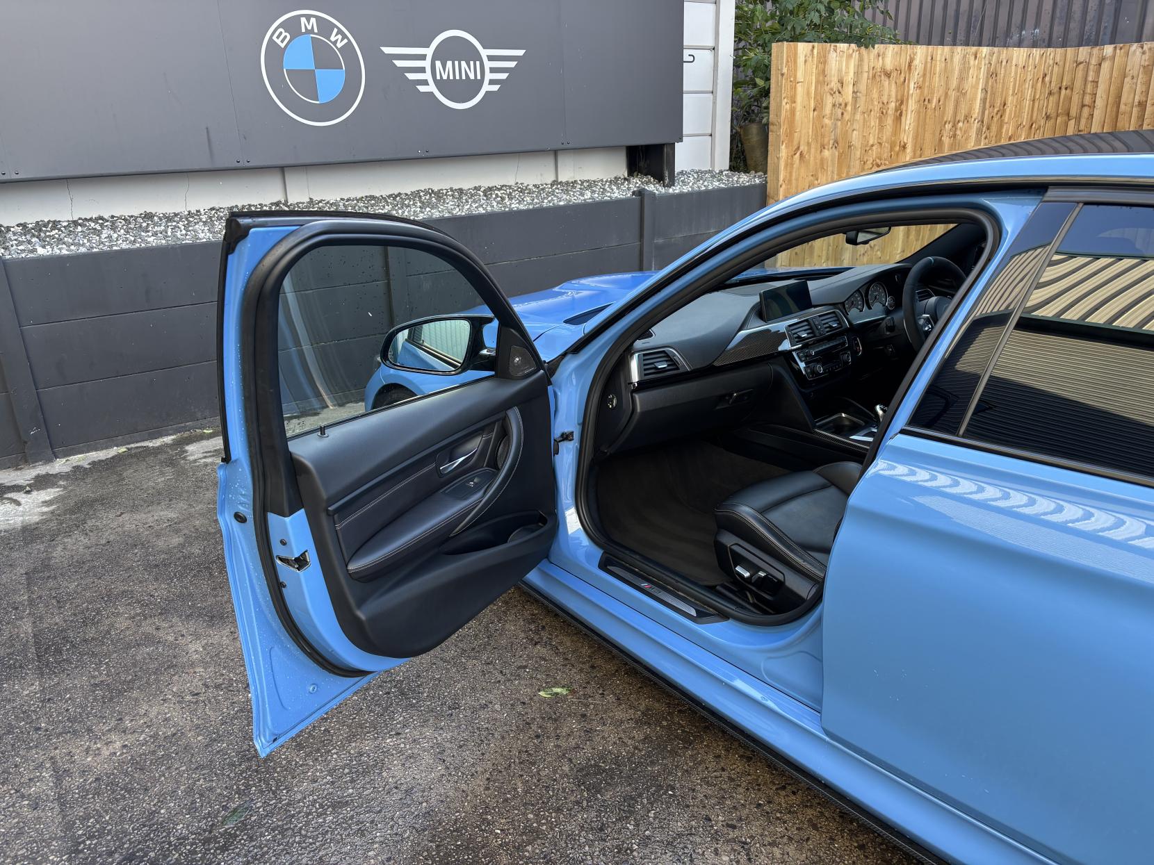 BMW M3 3.0 BiTurbo Competition Saloon 4dr Petrol DCT Euro 6 (s/s) (450 ps)