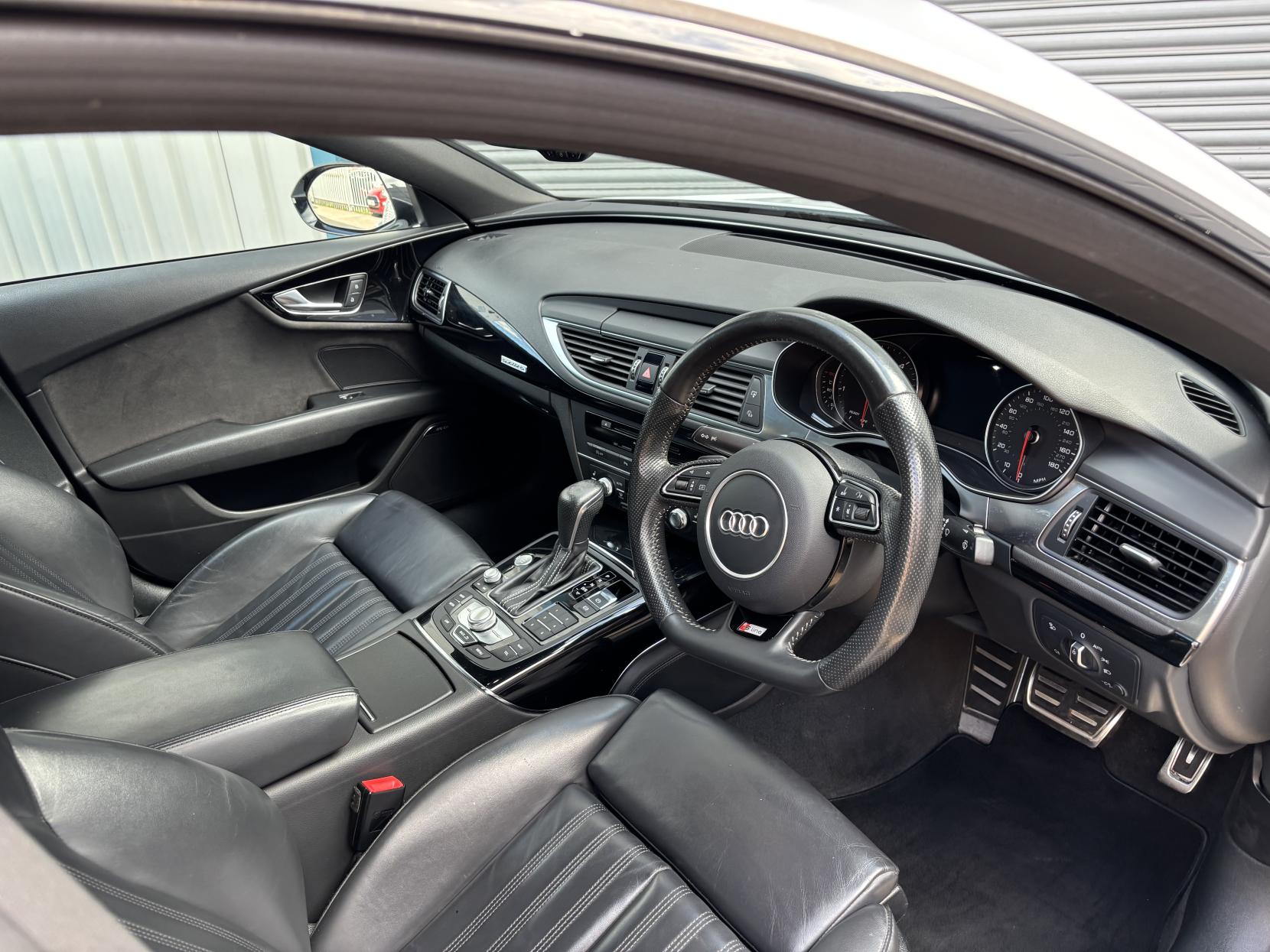 Audi A7 3.0 TDI V6 Black Edition Sportback 5dr Diesel S Tronic quattro Euro 6 (s/s) (272 ps)