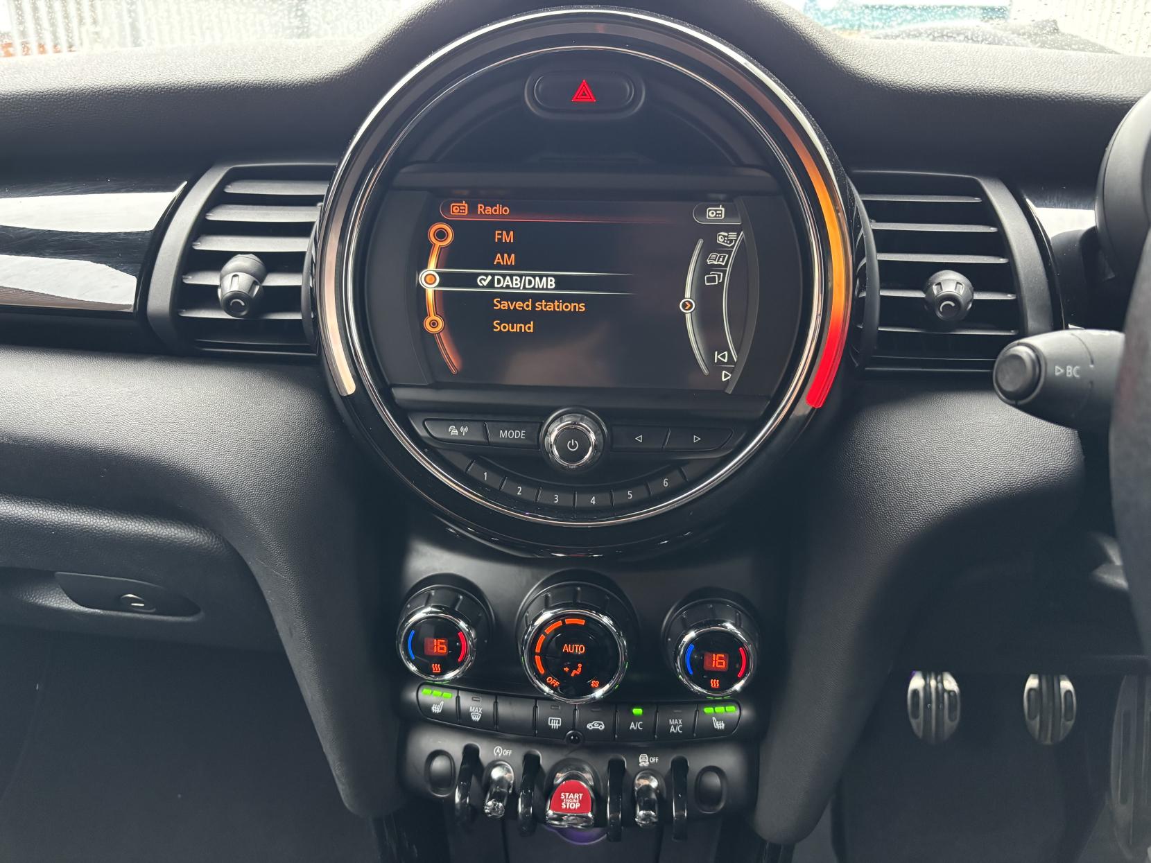 MINI Convertible 1.5 Cooper Convertible 2dr Petrol Manual Euro 6 (s/s) (136 ps)