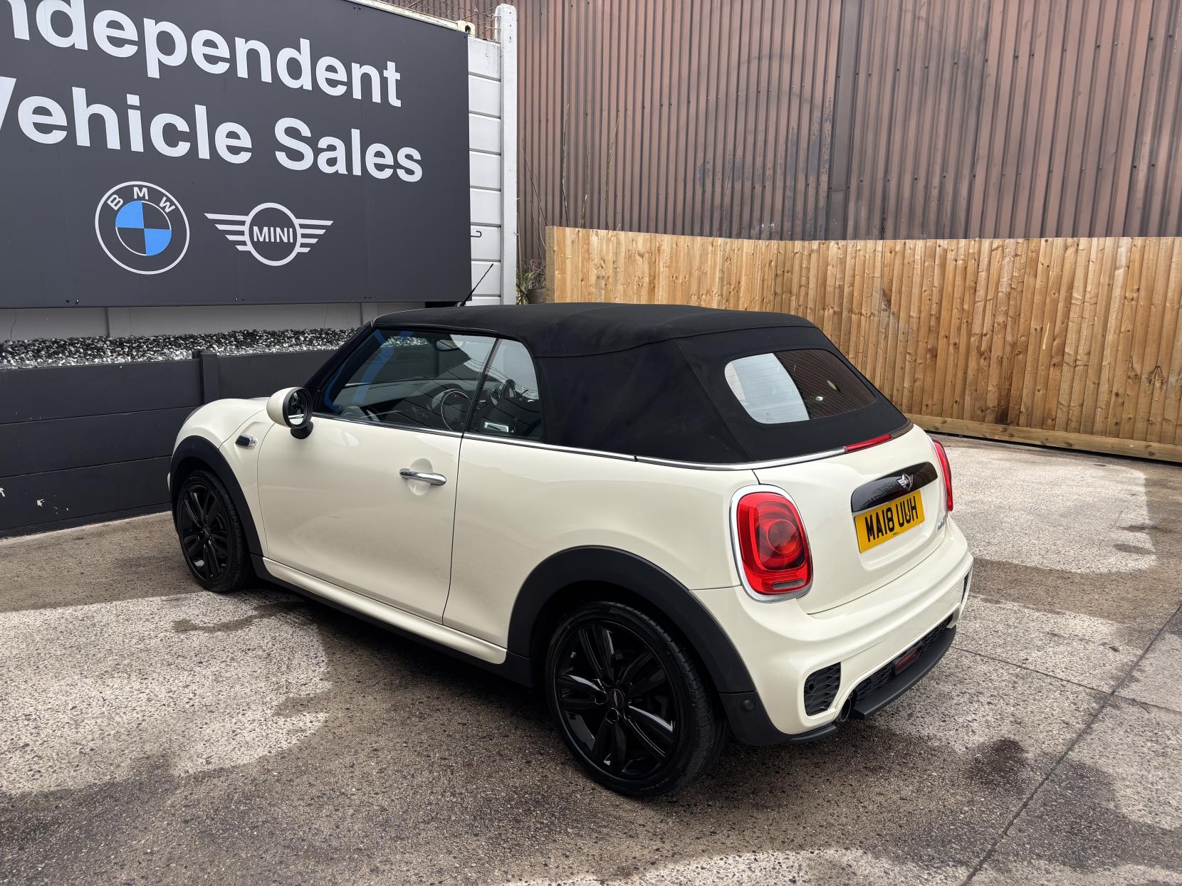 MINI Convertible 1.5 Cooper Convertible 2dr Petrol Manual Euro 6 (s/s) (136 ps)