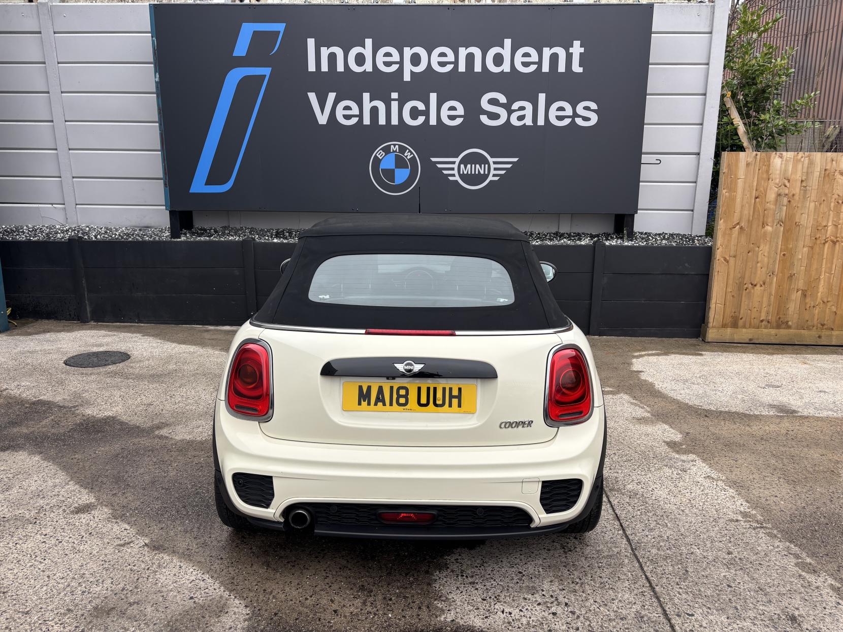 MINI Convertible 1.5 Cooper Convertible 2dr Petrol Manual Euro 6 (s/s) (136 ps)