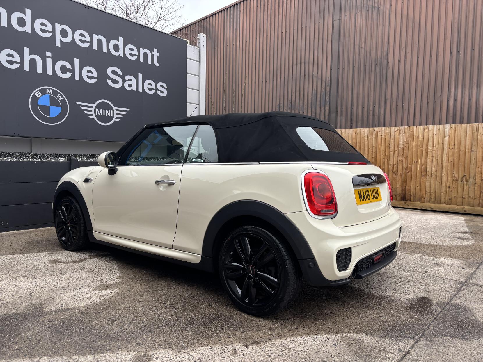 MINI Convertible 1.5 Cooper Convertible 2dr Petrol Manual Euro 6 (s/s) (136 ps)