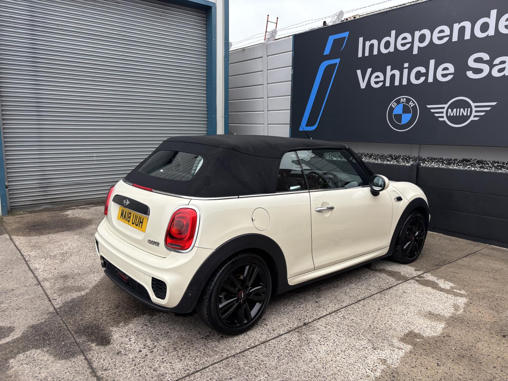 MINI Convertible 1.5 Cooper Convertible 2dr Petrol Manual Euro 6 (s/s) (136 ps)