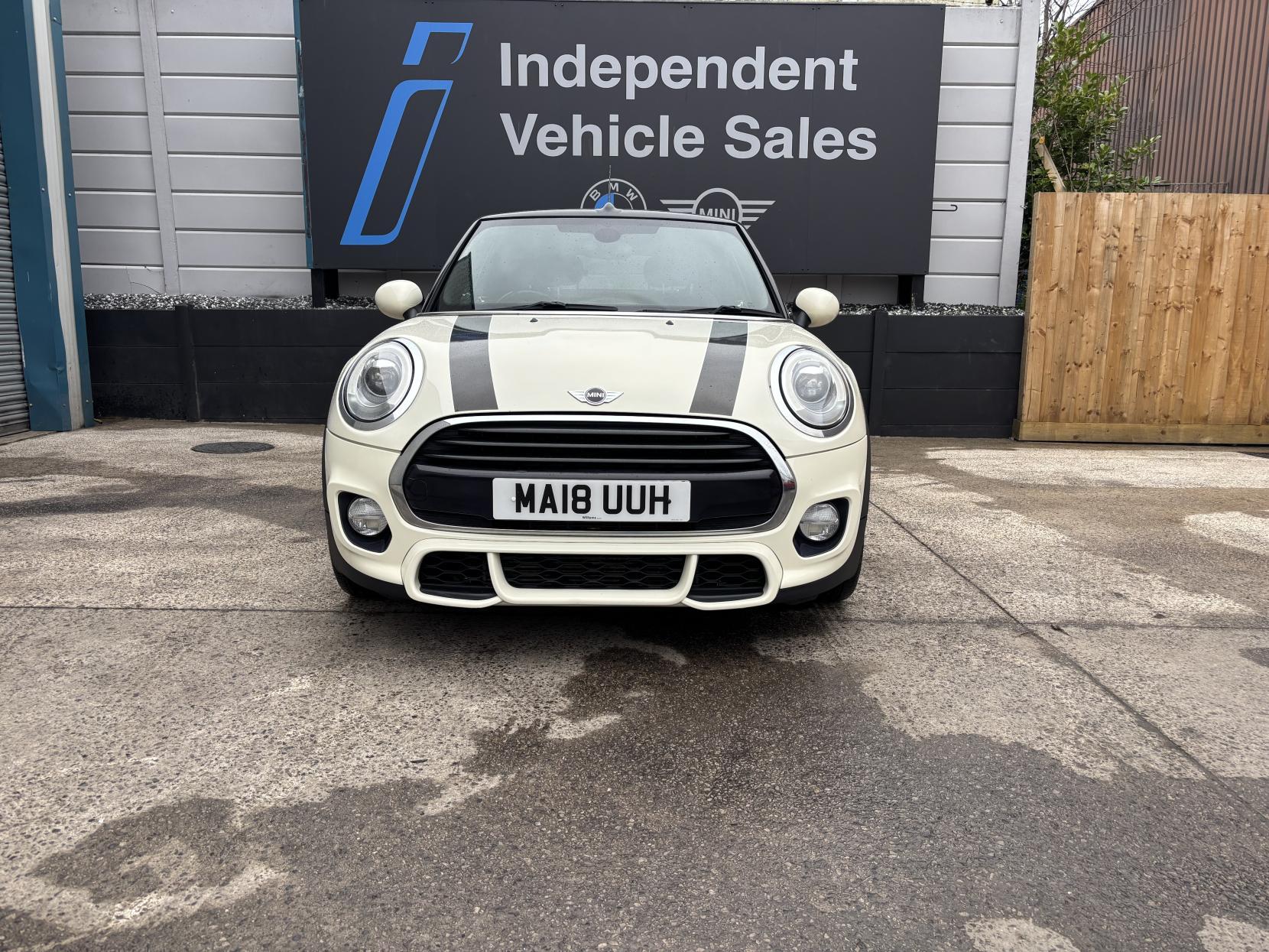 MINI Convertible 1.5 Cooper Convertible 2dr Petrol Manual Euro 6 (s/s) (136 ps)