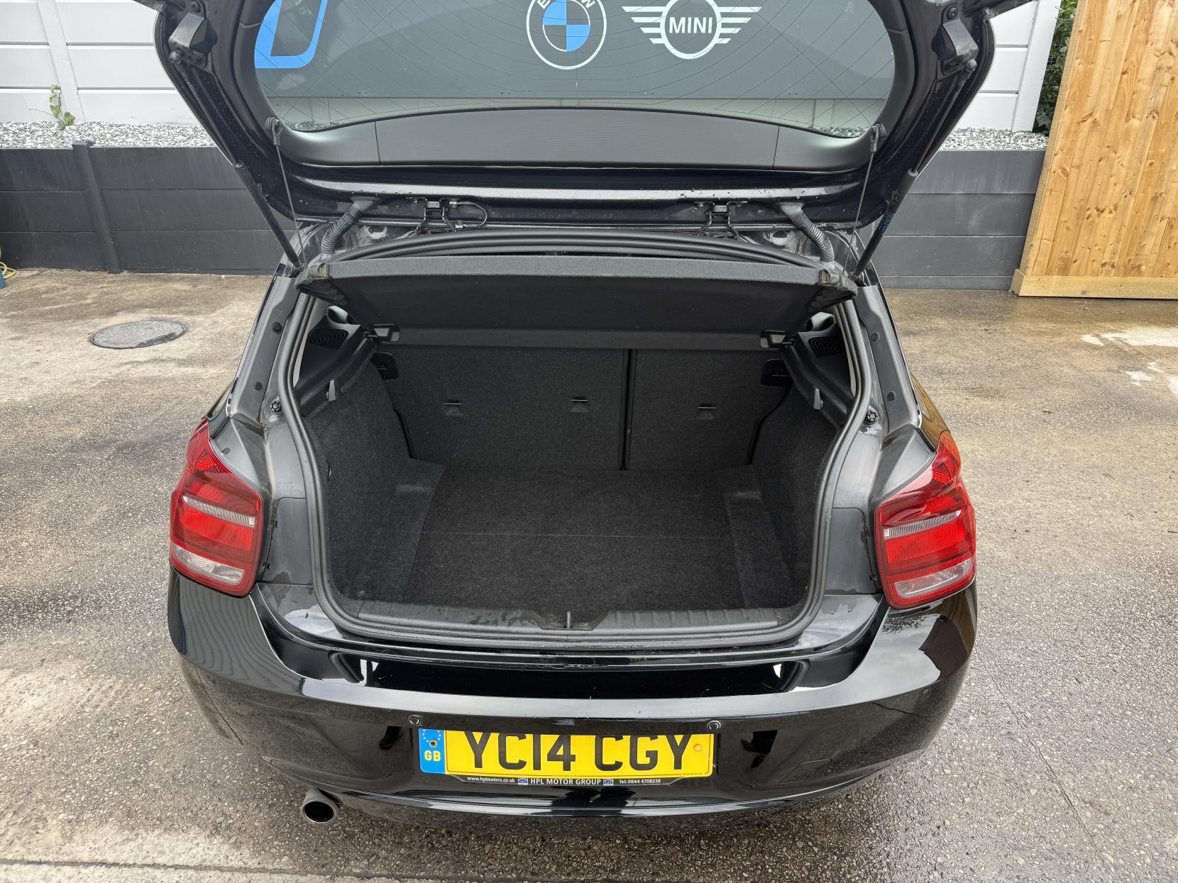 BMW 1 Series 1.6 116d ED EfficientDynamics Hatchback 5dr Diesel Manual Euro 5 (s/s) (116 ps)