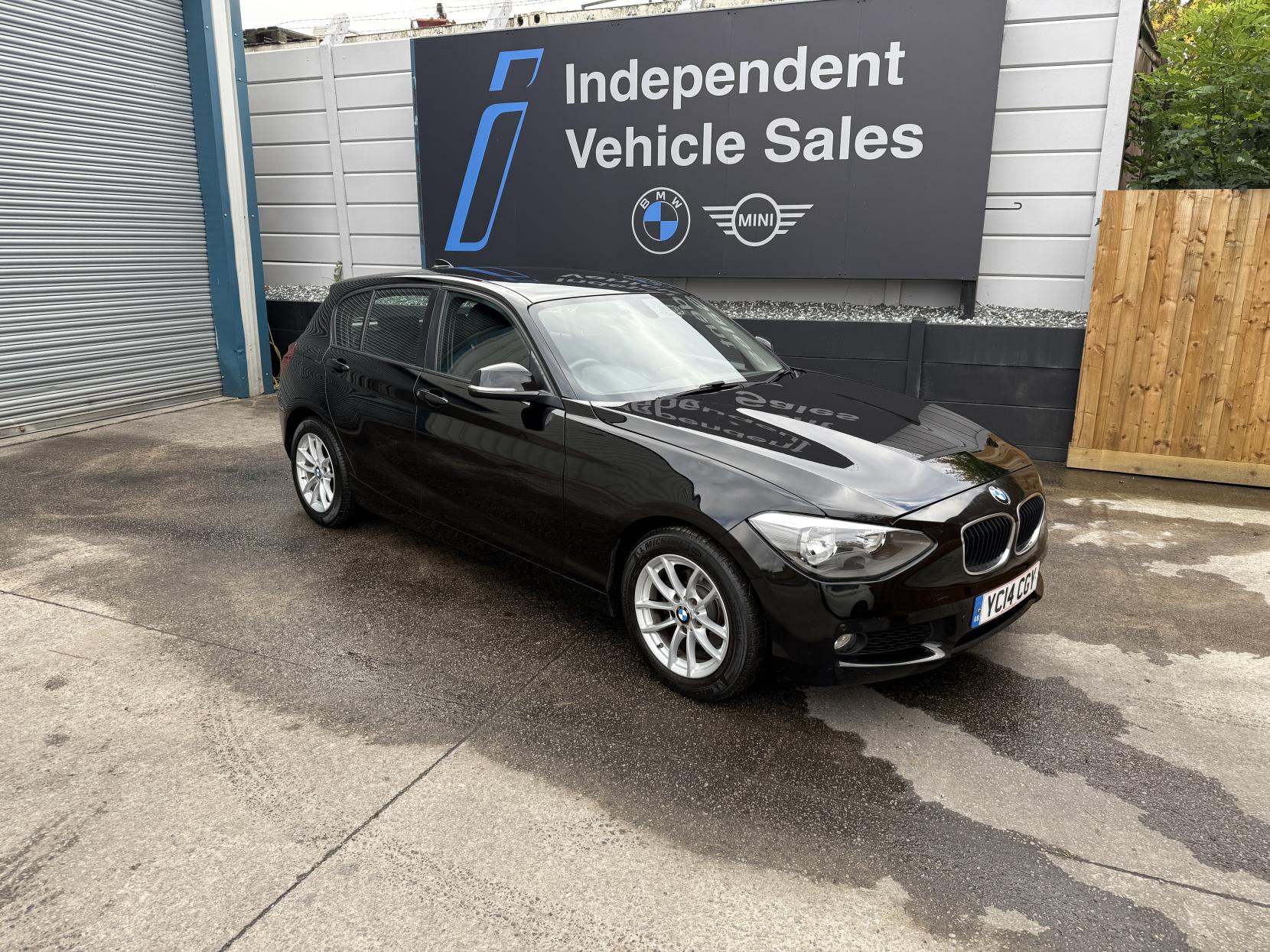 BMW 1 Series 1.6 116d ED EfficientDynamics Hatchback 5dr Diesel Manual Euro 5 (s/s) (116 ps)