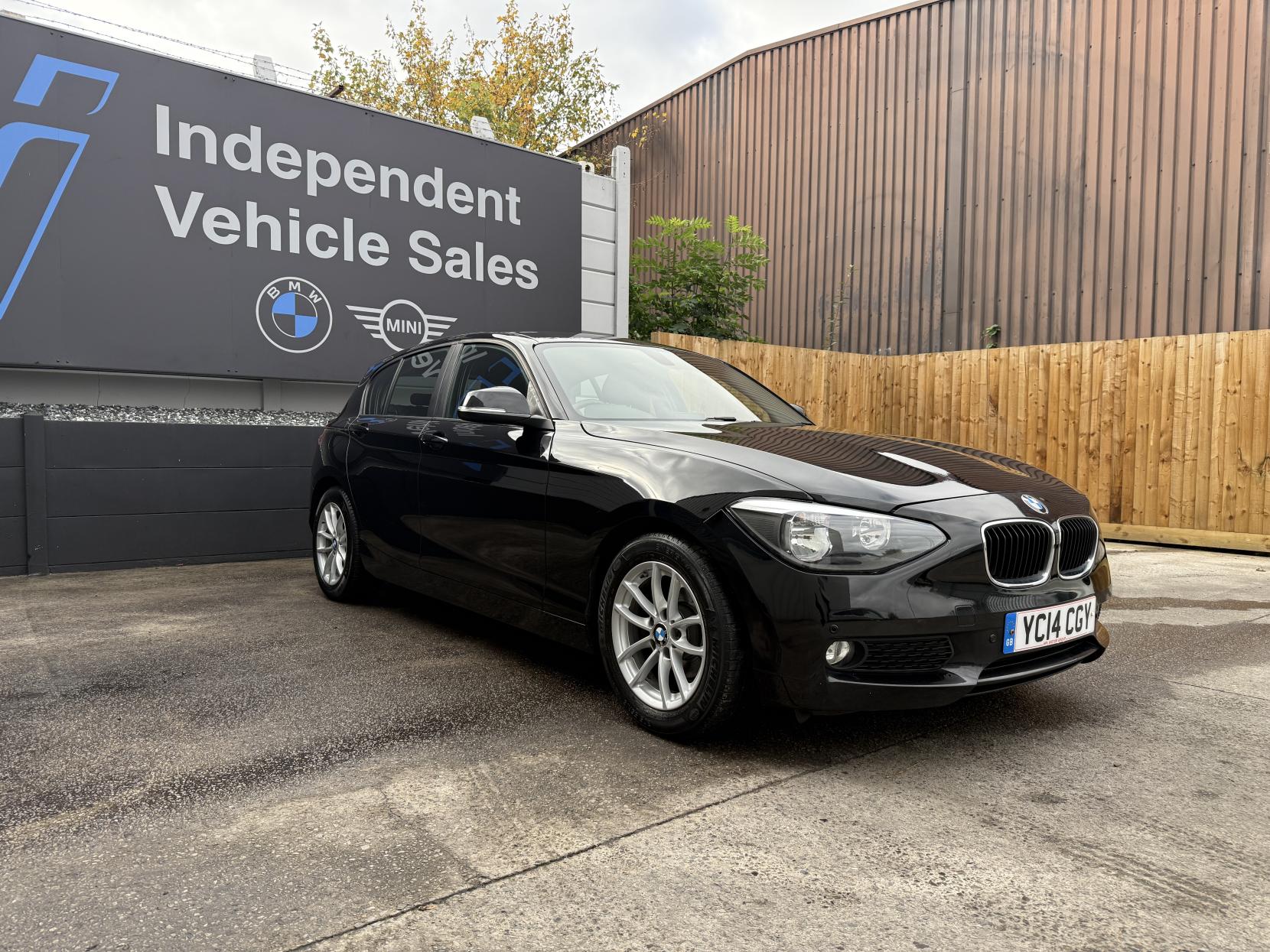 BMW 1 Series 1.6 116d ED EfficientDynamics Hatchback 5dr Diesel Manual Euro 5 (s/s) (116 ps)