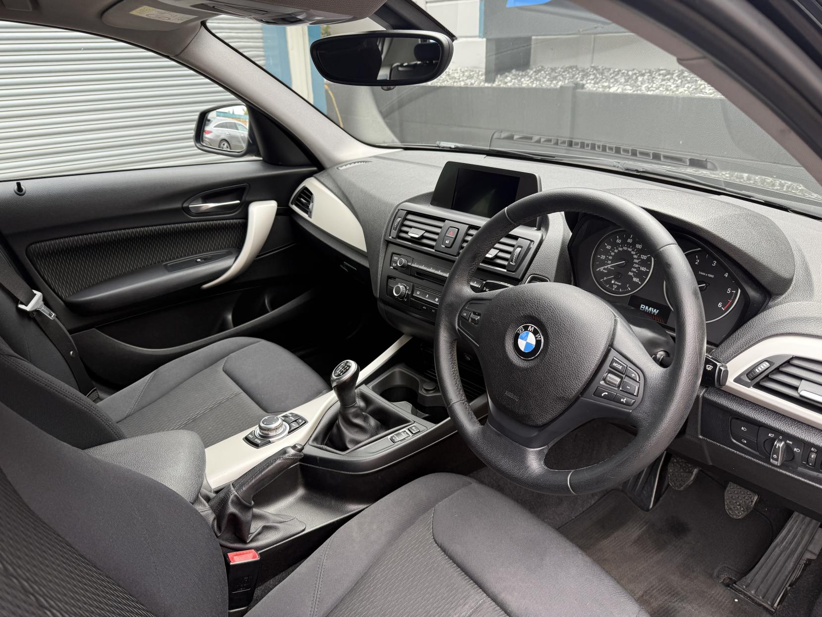 BMW 1 Series 1.6 116d ED EfficientDynamics Hatchback 5dr Diesel Manual Euro 5 (s/s) (116 ps)