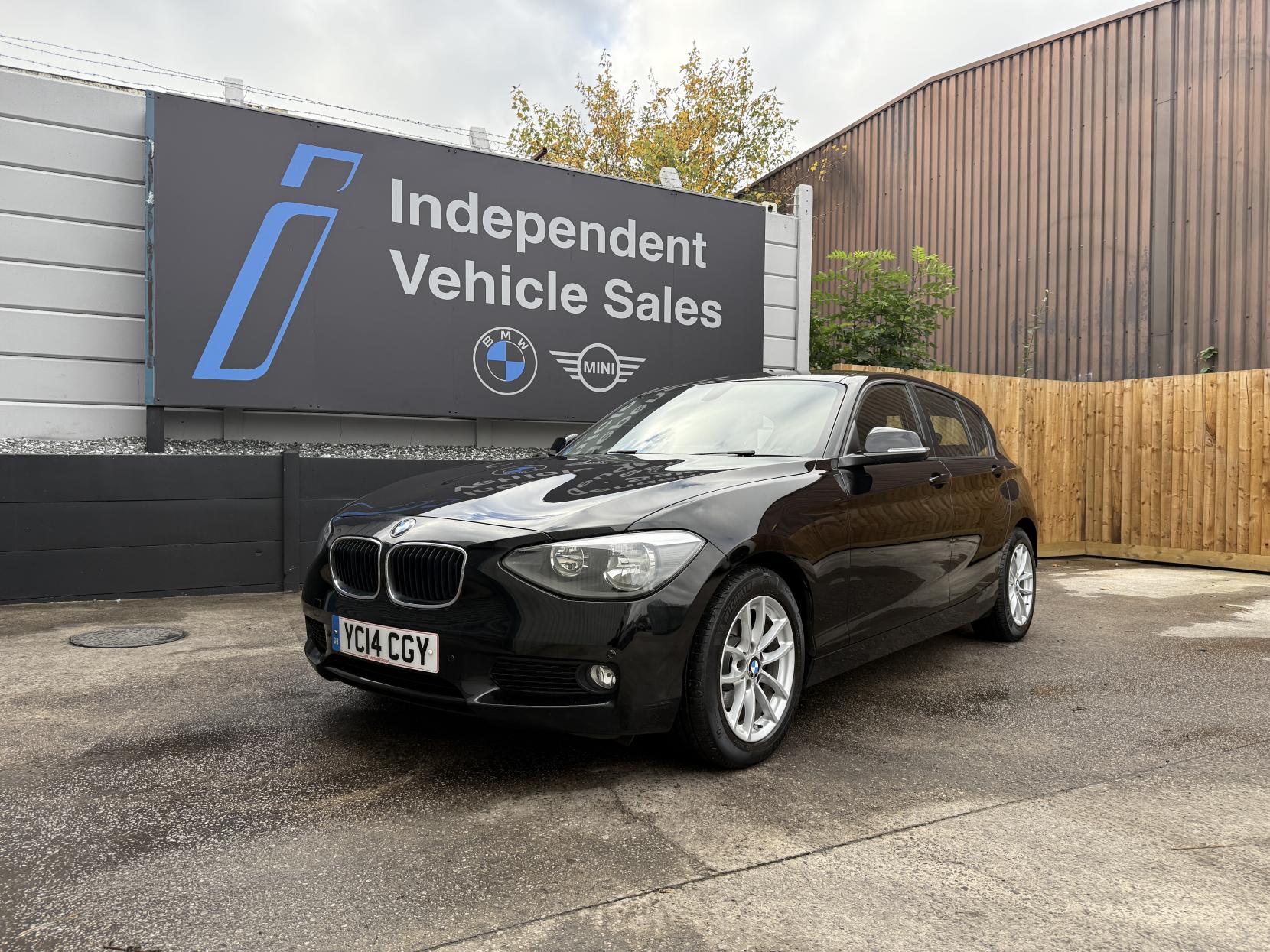 BMW 1 Series 1.6 116d ED EfficientDynamics Hatchback 5dr Diesel Manual Euro 5 (s/s) (116 ps)