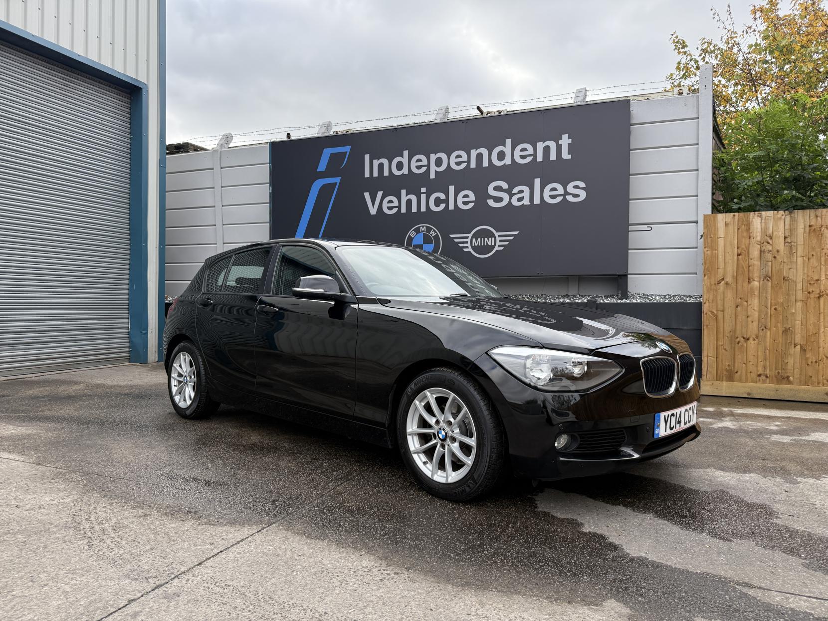 BMW 1 Series 1.6 116d ED EfficientDynamics Hatchback 5dr Diesel Manual Euro 5 (s/s) (116 ps)