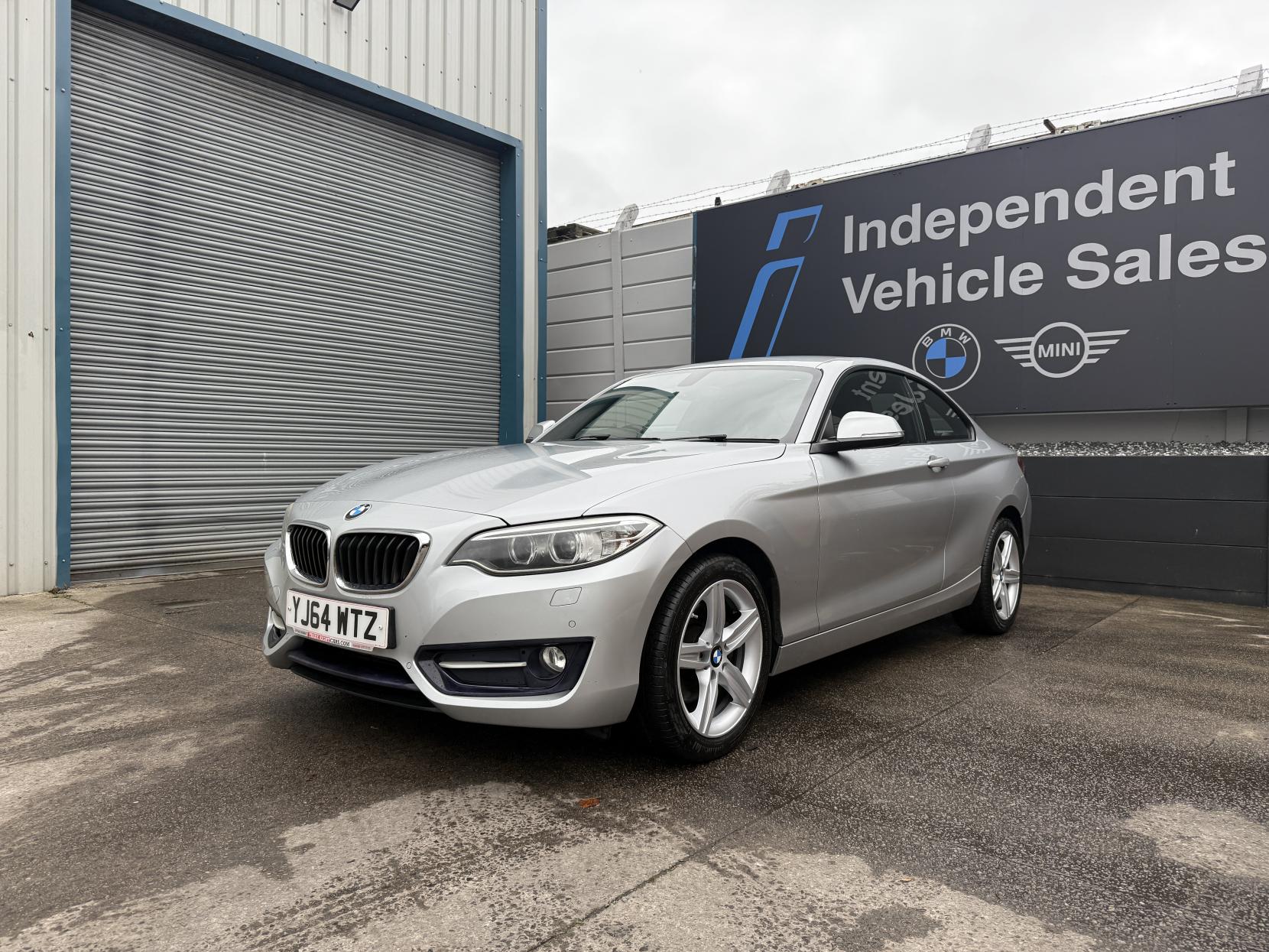 BMW 2 Series 2.0 220i Sport Coupe 2dr Petrol Manual Euro 6 (s/s) (184 ps)