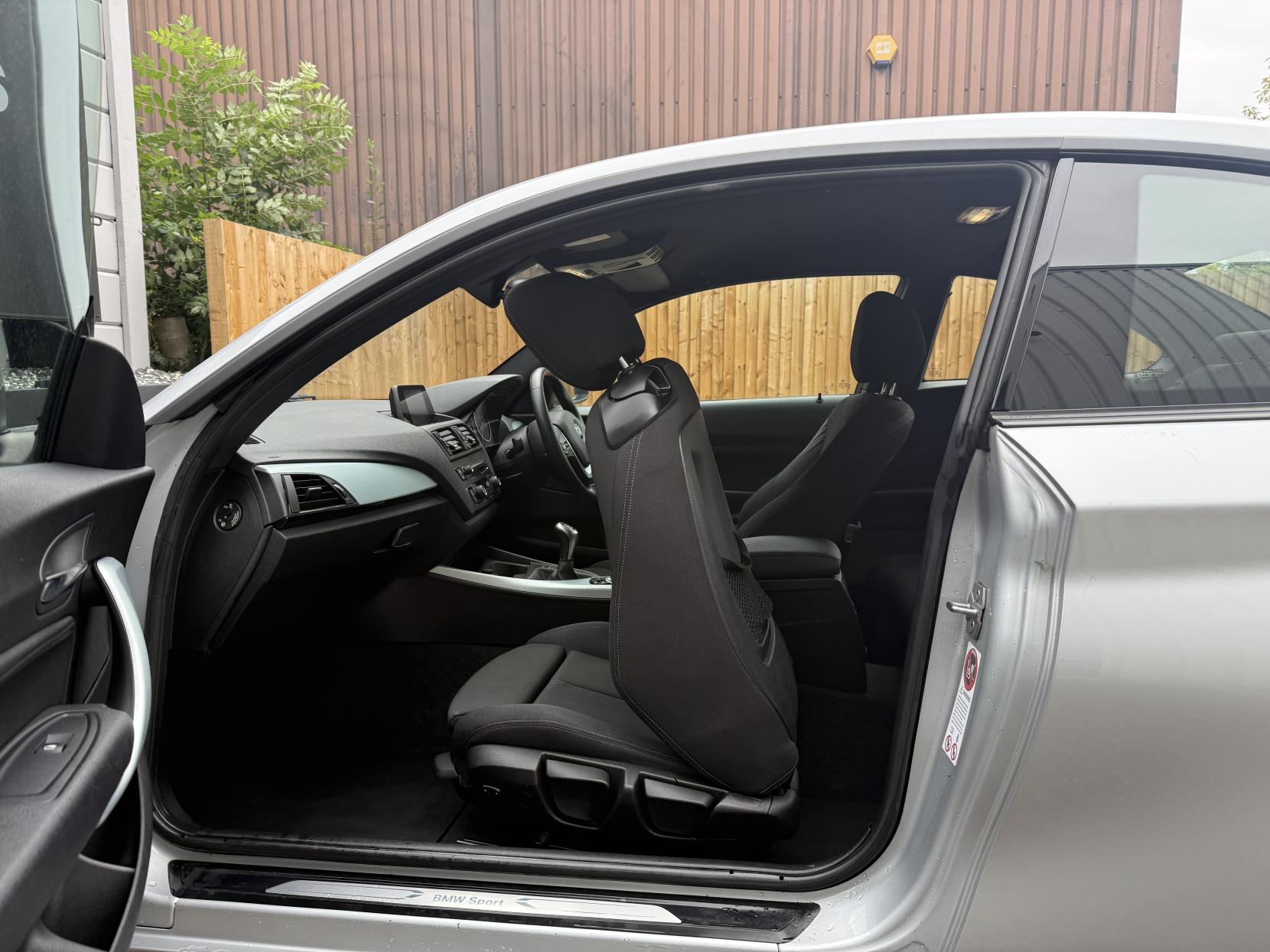 BMW 2 Series 2.0 220i Sport Coupe 2dr Petrol Manual Euro 6 (s/s) (184 ps)