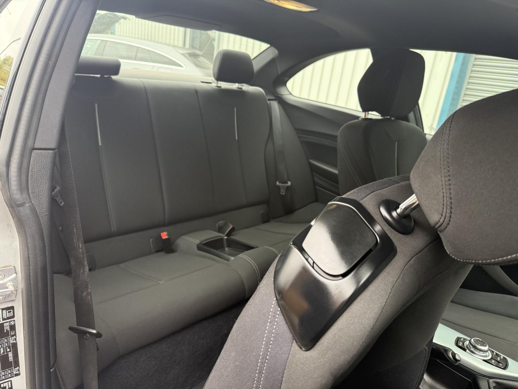 BMW 2 Series 2.0 220i Sport Coupe 2dr Petrol Manual Euro 6 (s/s) (184 ps)