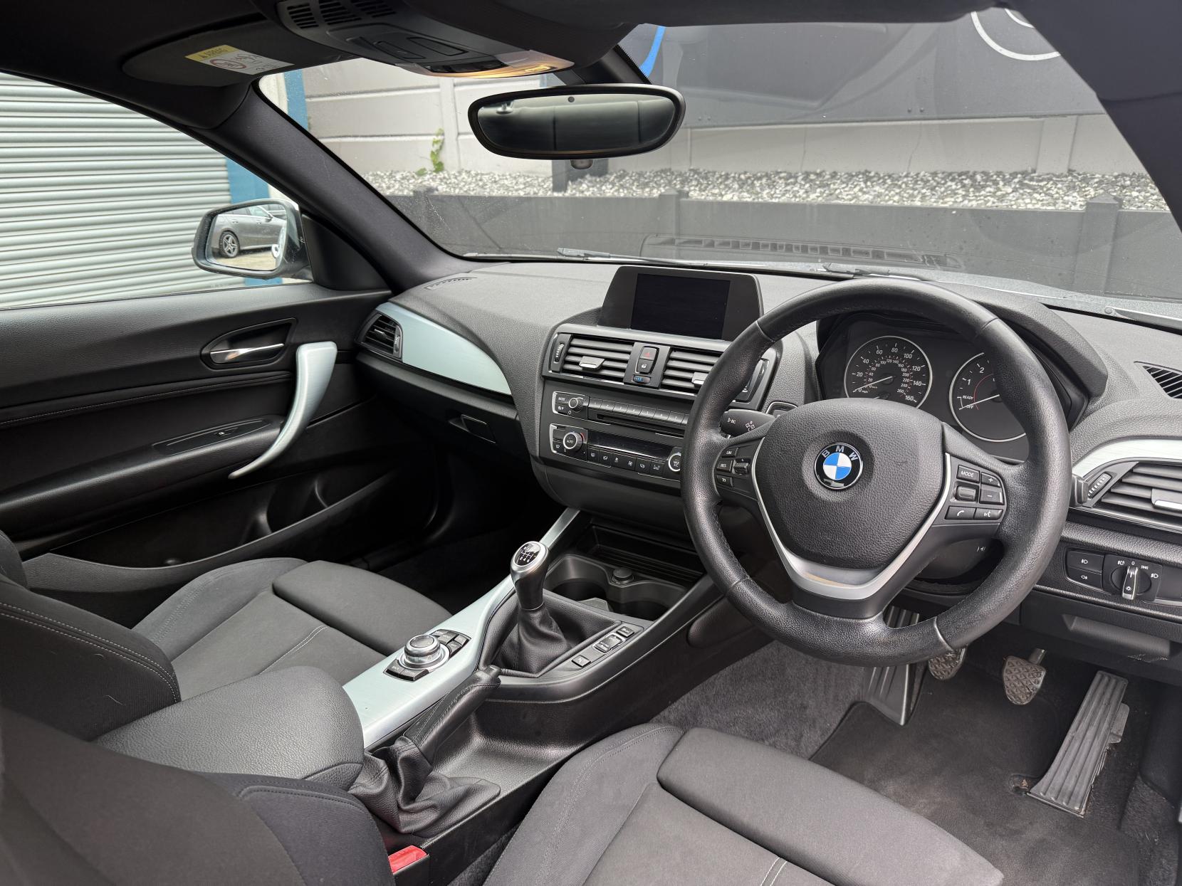 BMW 2 Series 2.0 220i Sport Coupe 2dr Petrol Manual Euro 6 (s/s) (184 ps)