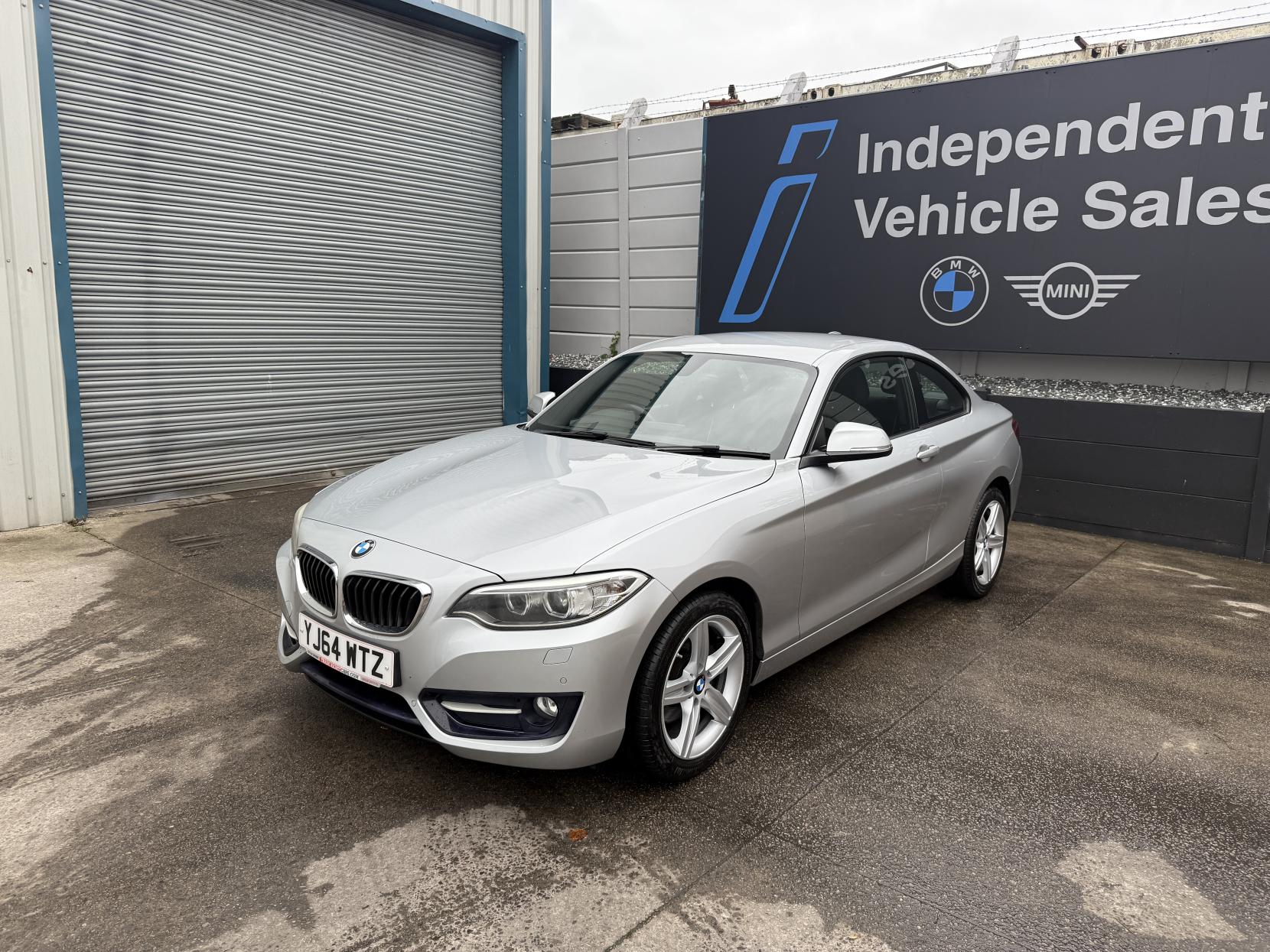 BMW 2 Series 2.0 220i Sport Coupe 2dr Petrol Manual Euro 6 (s/s) (184 ps)
