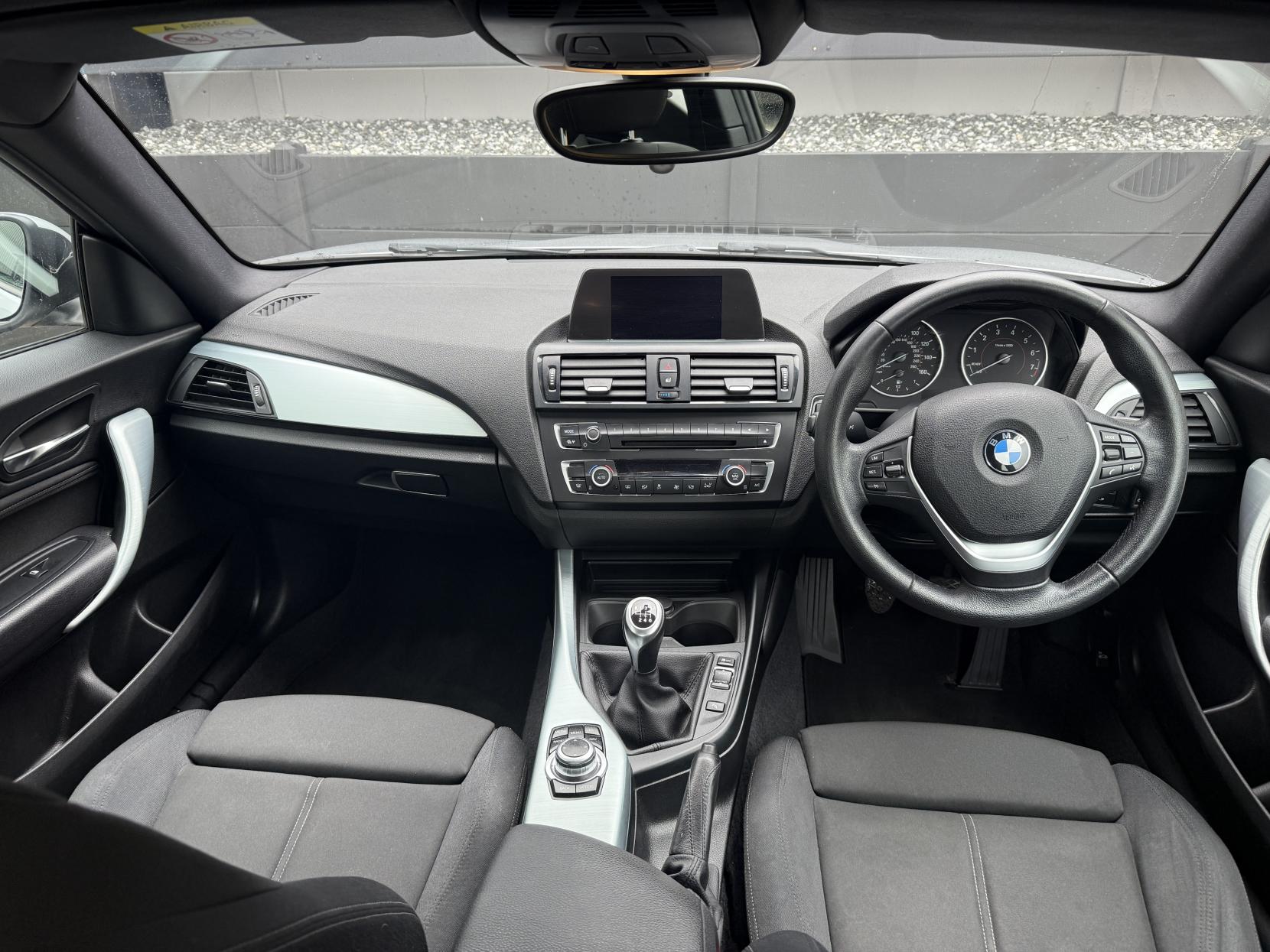 BMW 2 Series 2.0 220i Sport Coupe 2dr Petrol Manual Euro 6 (s/s) (184 ps)