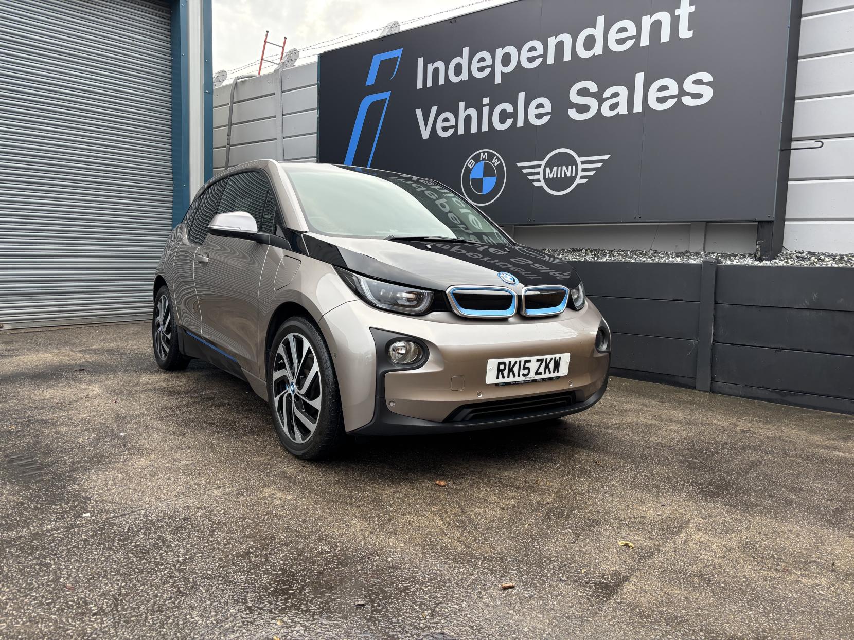 BMW i3 Hatchback 5dr Petrol Plug-in Hybrid Auto Euro 6 (s/s) (Range Extender) (170 ps)